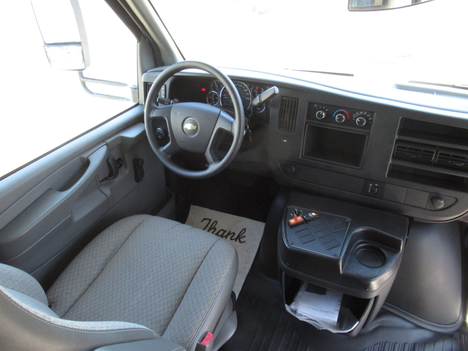 2014 Chevrolet Starcraft Prodigy 24 Passenger MFSAB - B22346 - Image 5