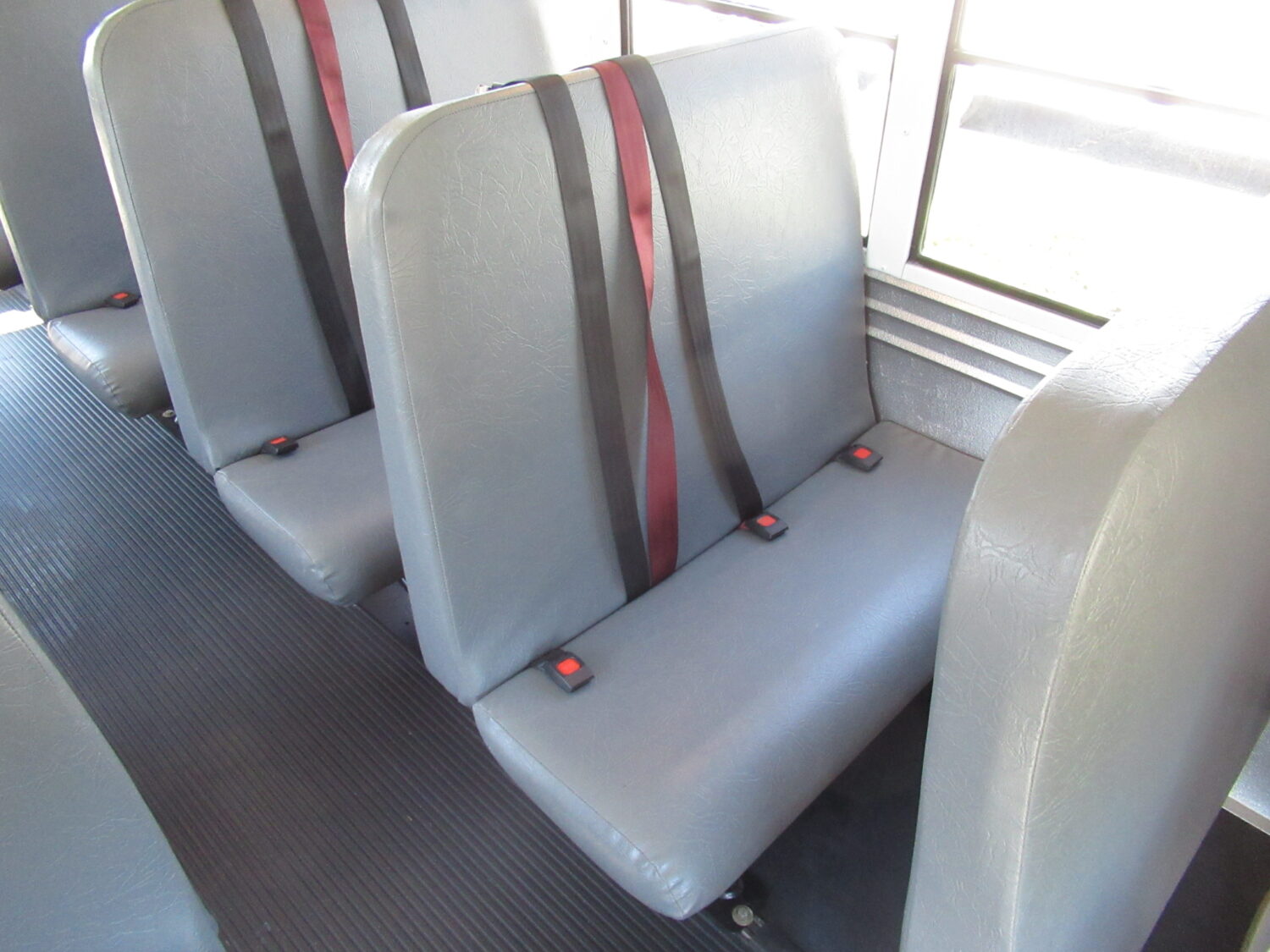 2014 Chevrolet Starcraft Prodigy 24 Passenger MFSAB - B22346 - Image 9