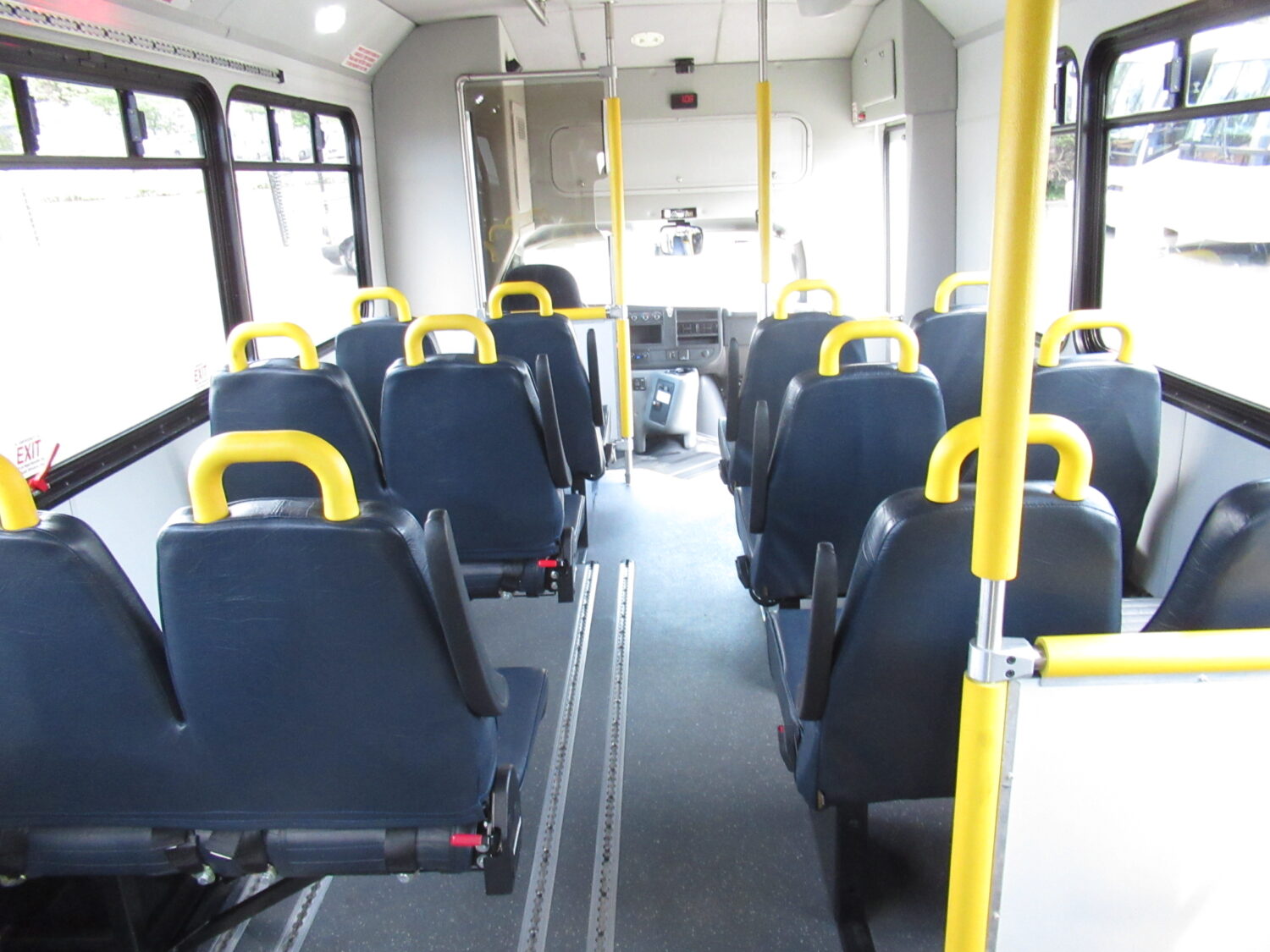 2016 Chevrolet Glaval Titan II 14 Passenger Shuttle Bus - S38327 - Image 8