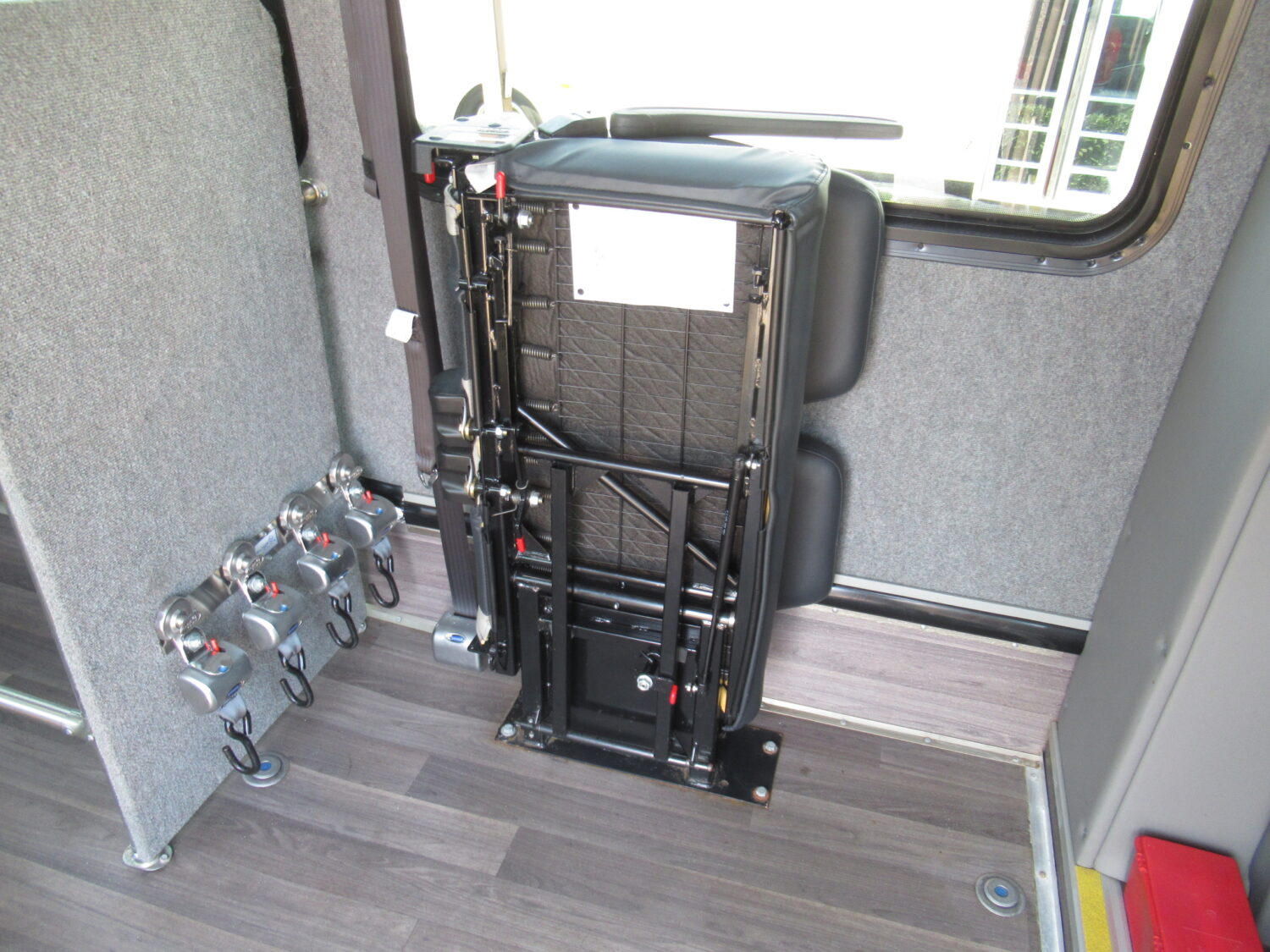 2017 Ford Elkhart Custom Designs KSIR Low Floor 14 Passenger Shuttle Bus - S71751 - Image 8