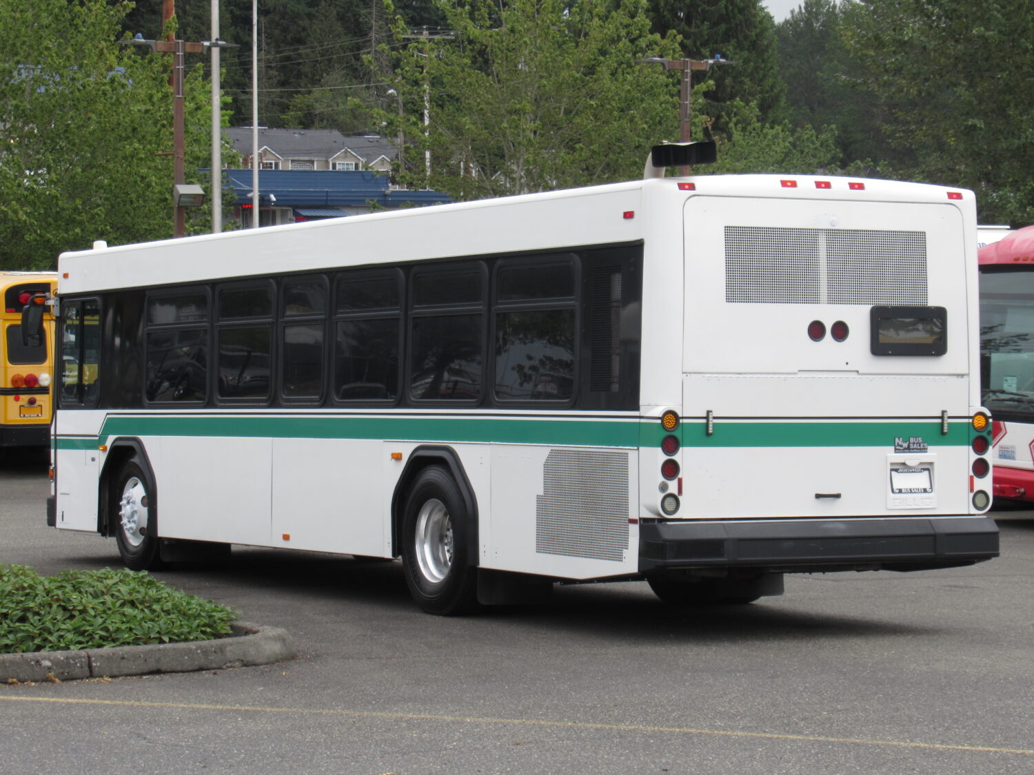 2008 Gillig Low Floor 32 Passenger ADA Transit Bus - T78051 - Image 4