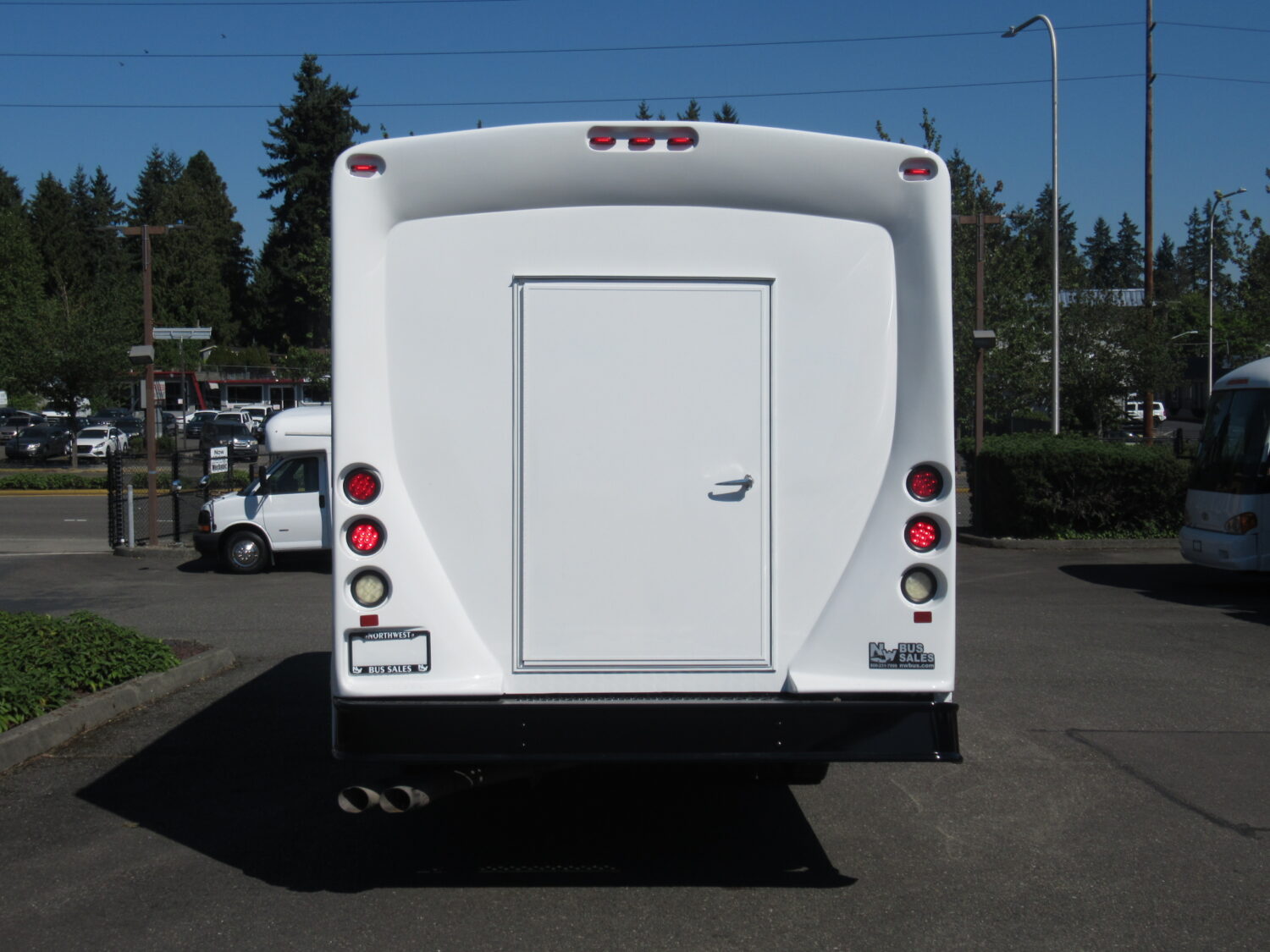 2016 Ford Starcraft Allstar XL 32 Passenger Shuttle Bus - S74349 - Image 11