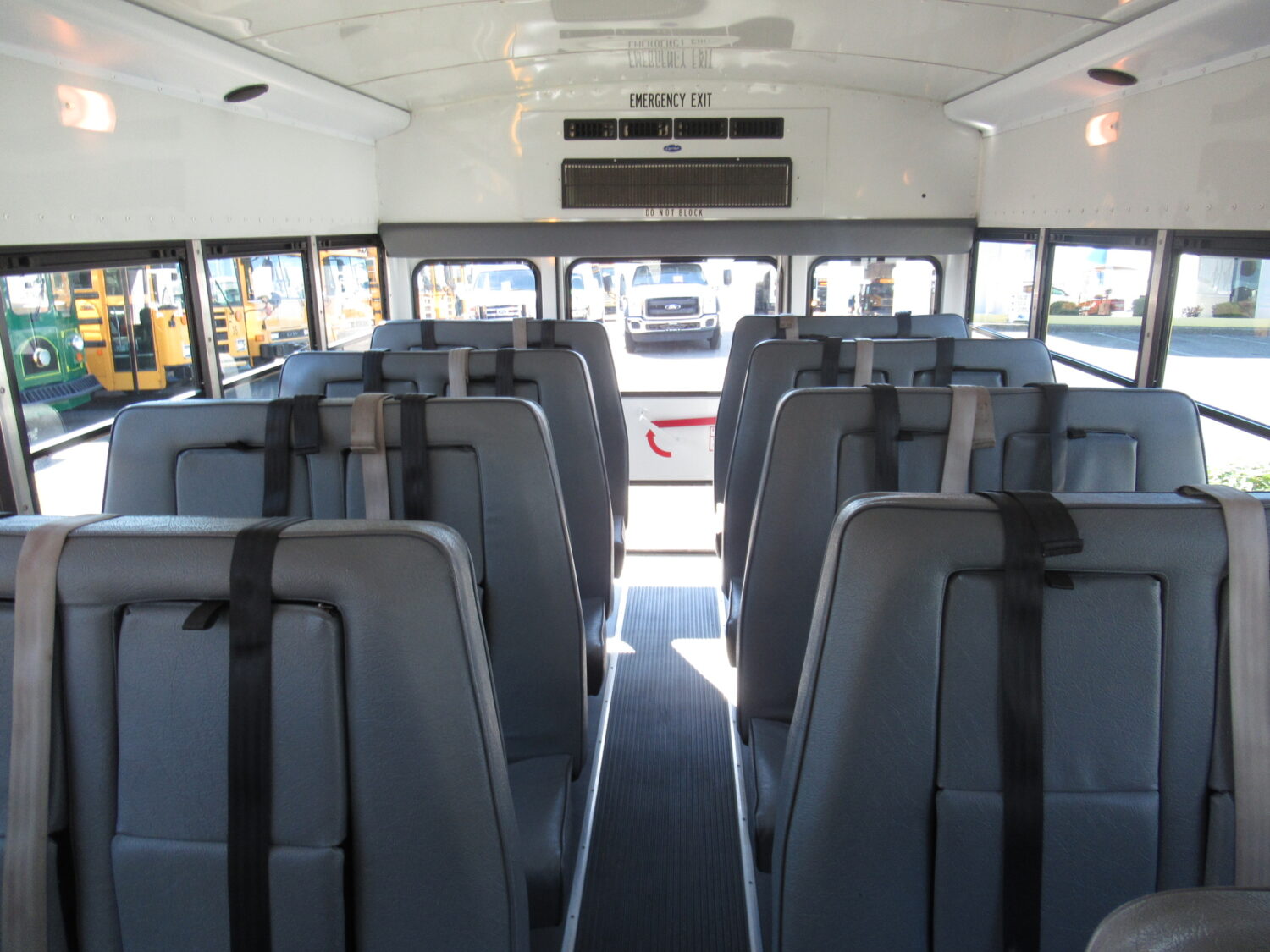 2011 Chevrolet Collins Super Bantam 24 Passenger School Bus - B61535 - Image 6