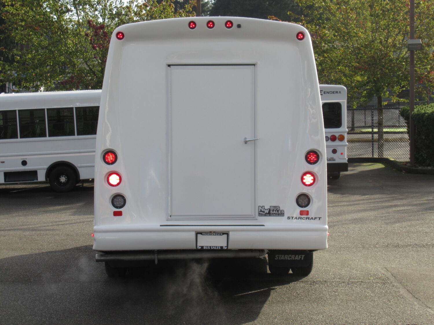 2023 Chevrolet Starcraft Starquest - 14 Passenger w/Rear Luggage - S12468 - Image 11