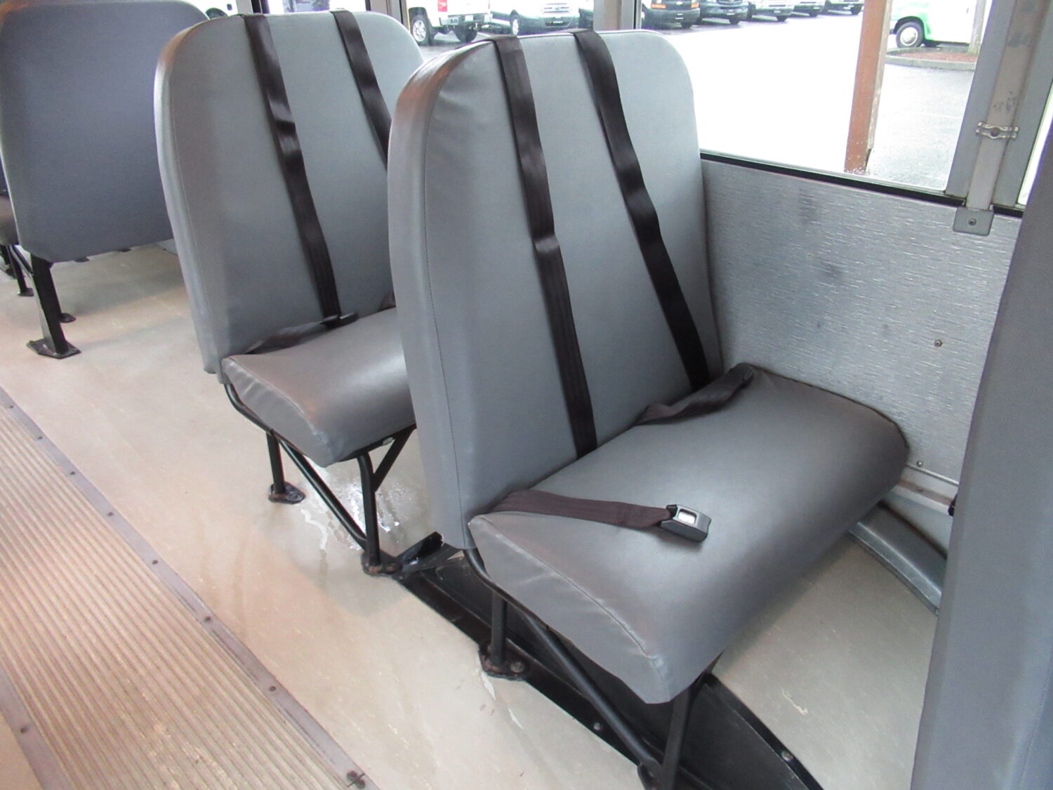 2007 Thomas Saf-T-Liner 22 Passenger ADA Short School Bus - B80828 - Image 9