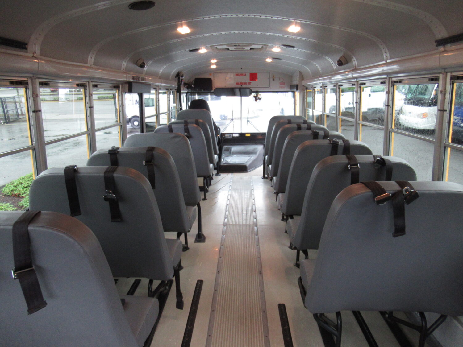 2007 Thomas Saf-T-Liner 22 Passenger ADA Short School Bus - B80828 - Image 8