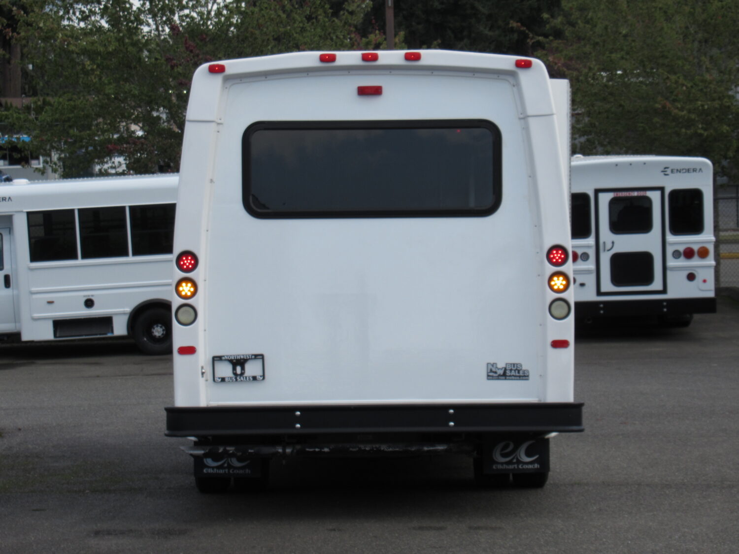 2014 Ford Elkhart ECII 12 Passenger + 2 Wheelchair Shuttle Bus - S97478 - Image 11