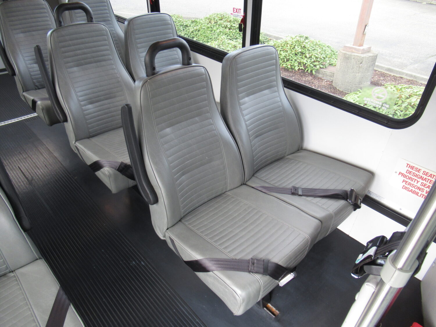 2014 Ford Elkhart ECII 12 Passenger + 2 Wheelchair Shuttle Bus - S97478 - Image 9