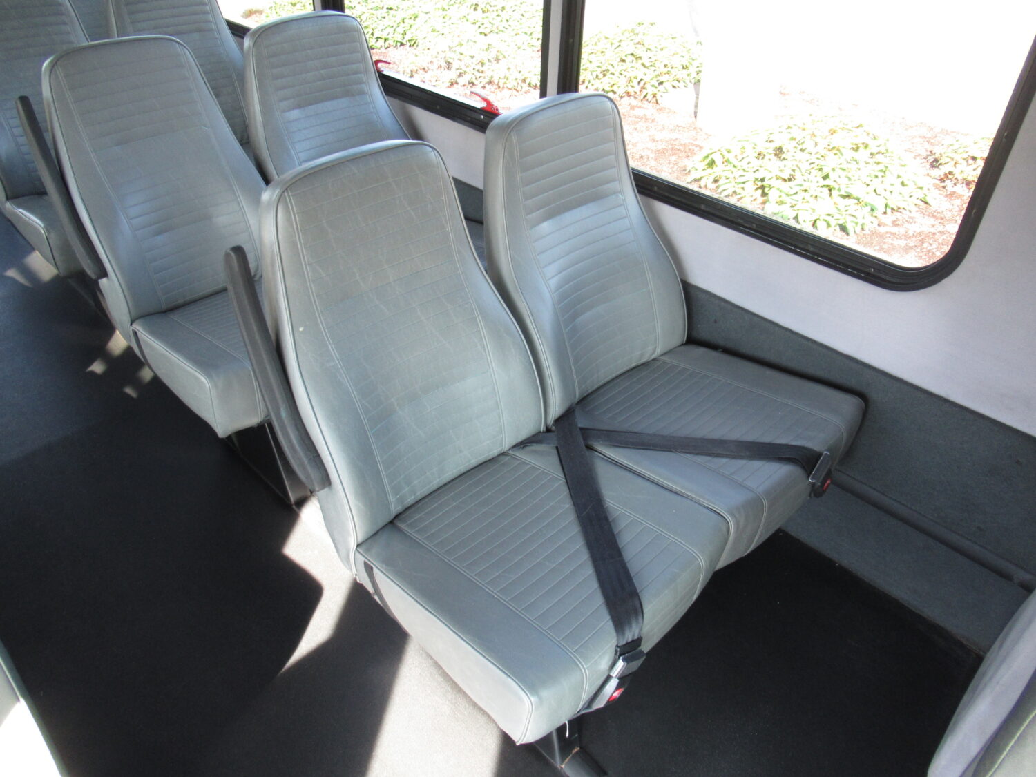 2015 Ford Starcraft Allstar 20 Passenger ADA Shuttle Bus - S00763 - Image 8