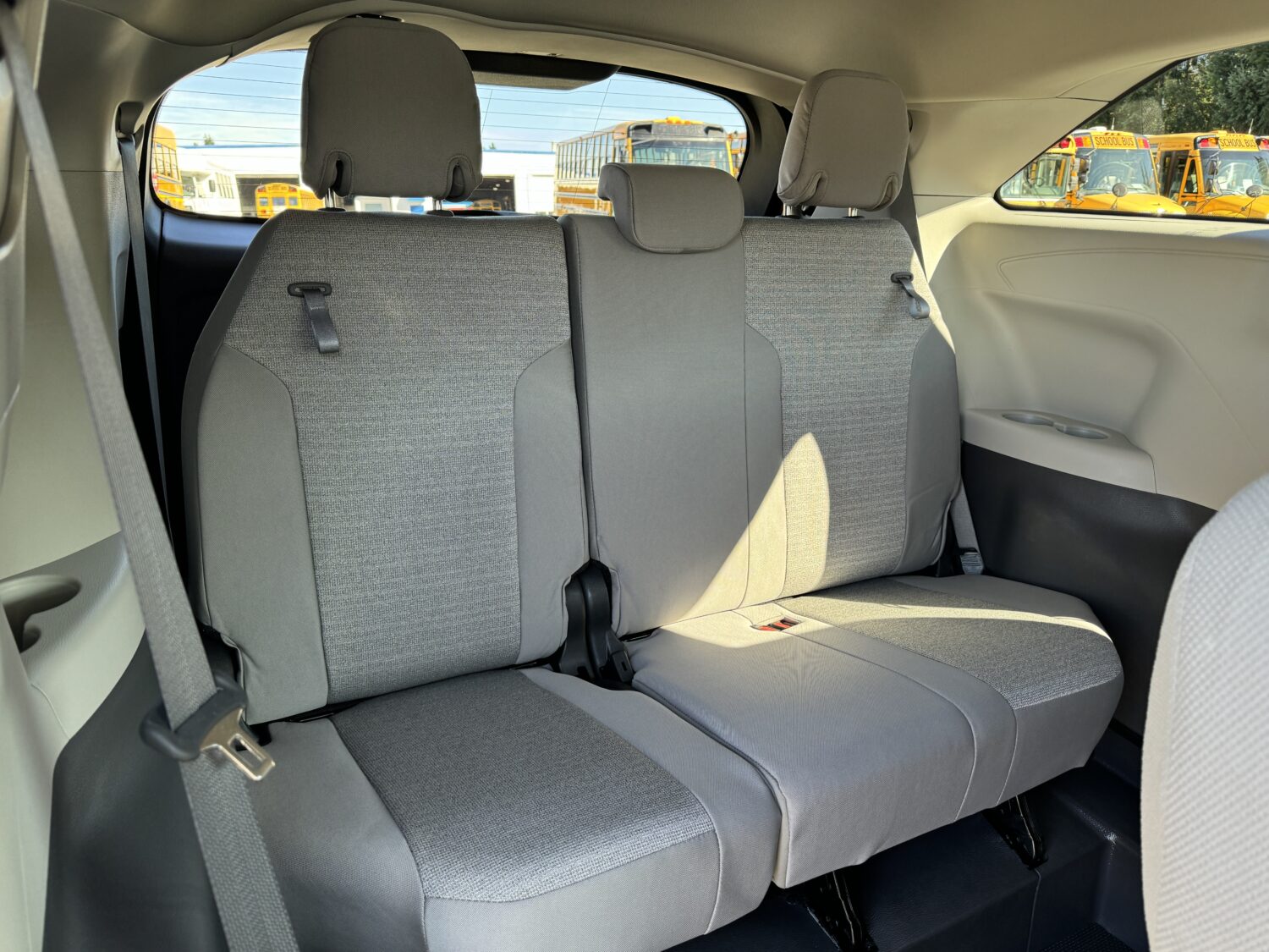 2024 Toyota Sienna Hybrid LE VMI 6 Passenger Side Entry ADA Ramp Van - S87539 - Image 8