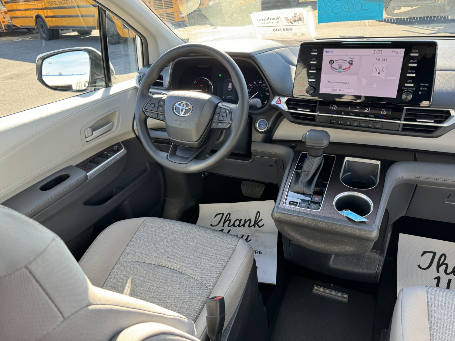 2024 Toyota Sienna Hybrid LE VMI 6 Passenger Side Entry ADA Ramp Van - S87539 - Image 5