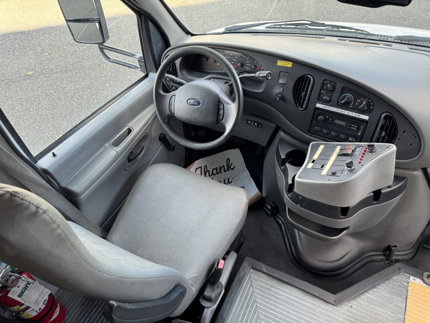 2006 Ford Starcraft Allstar 14 Passenger ADA Shuttle Bus - S21084 - Image 5