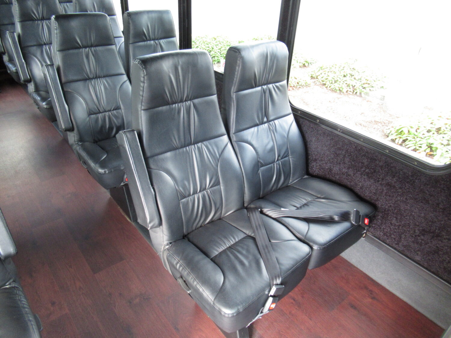 2015 Ford Starcraft Allstar 21 Passenger Shuttle Bus - S14439 - Image 9