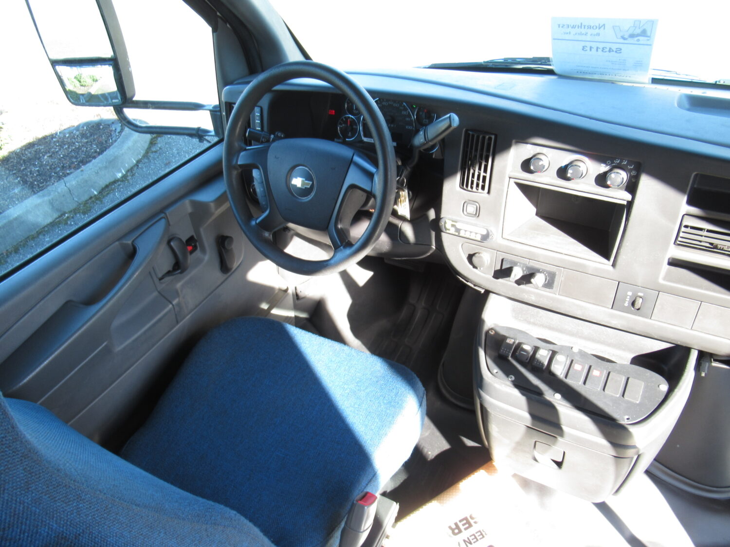 2014 Chevrolet Goshen 15 Passenger ADA Shuttle Bus - S43113 - Image 5