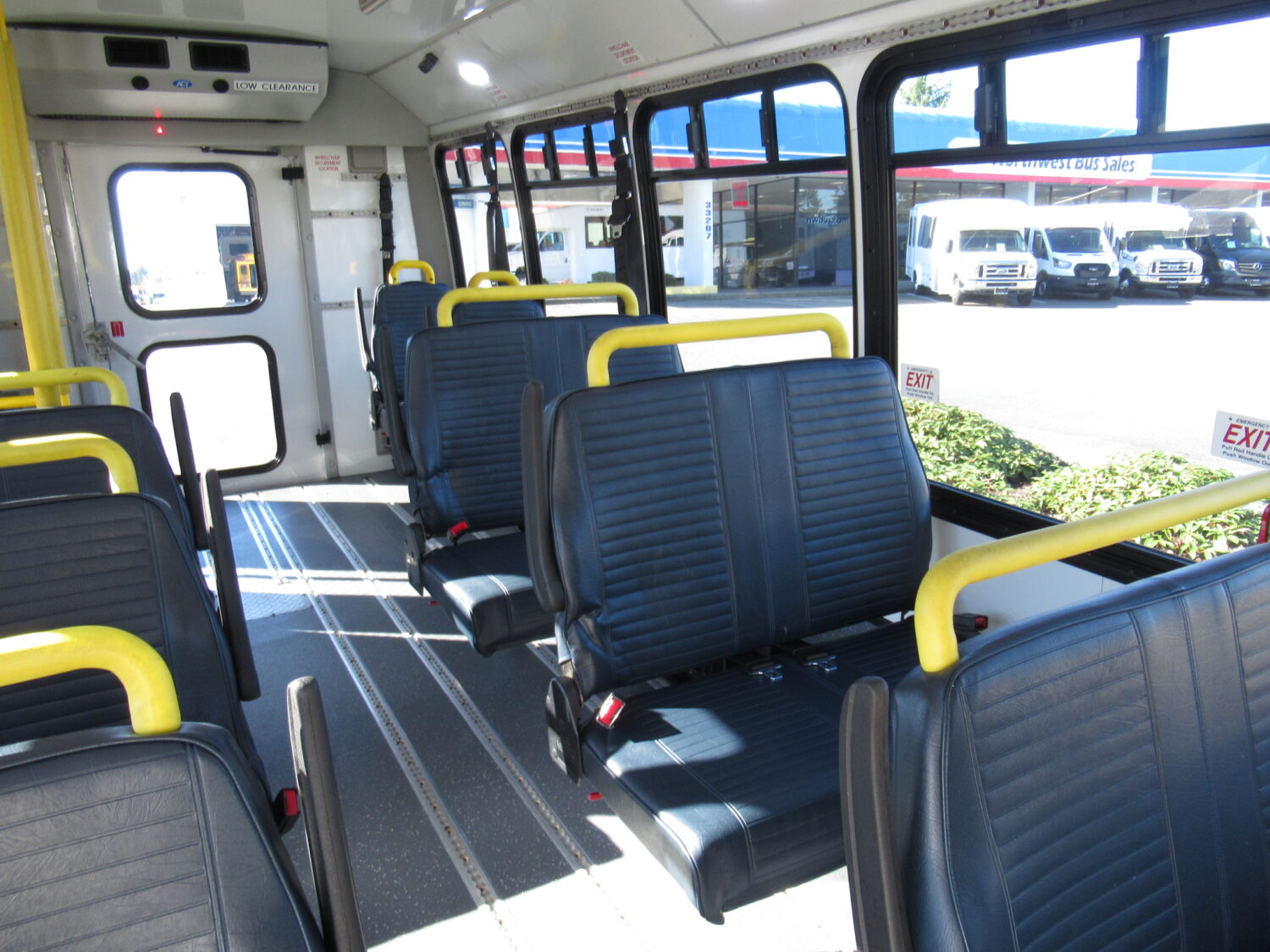 2014 Chevrolet Goshen 15 Passenger ADA Shuttle Bus - S43113 - Image 10