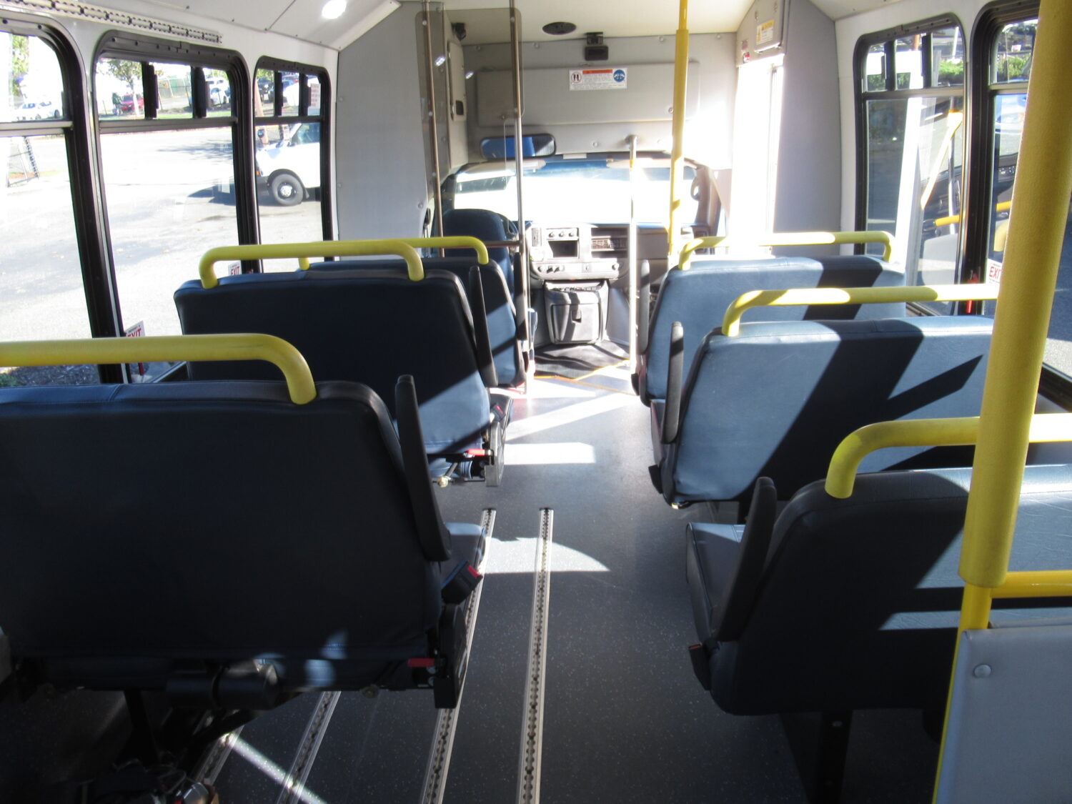 2014 Chevrolet Goshen 15 Passenger ADA Shuttle Bus - S57962 - Image 8