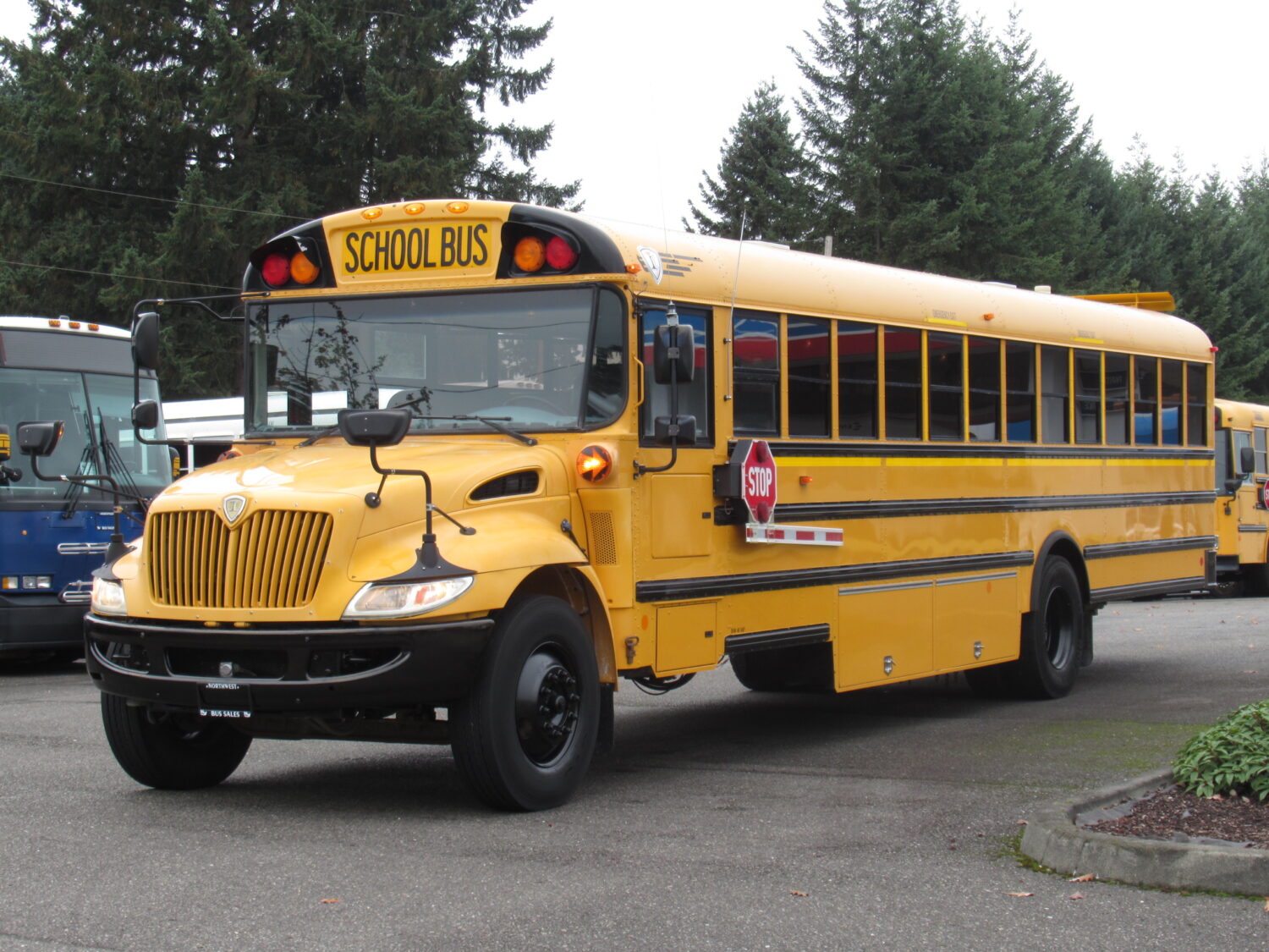 2012 International CE-300 72 Passenger School Bus - B83671 - Image 2