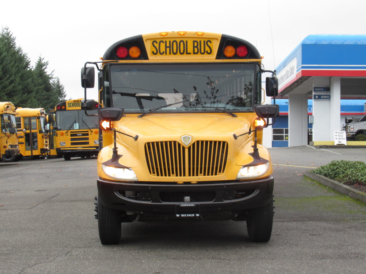 2012 International CE-300 72 Passenger School Bus - B83671 - Image 12