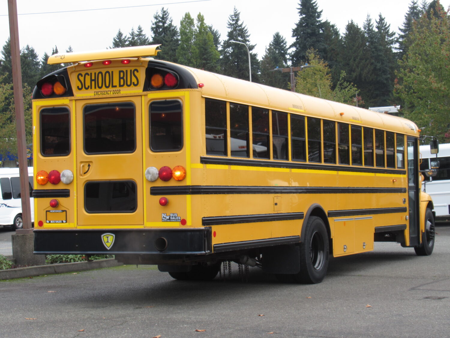 2012 International CE-300 72 Passenger School Bus - B83671 - Image 3