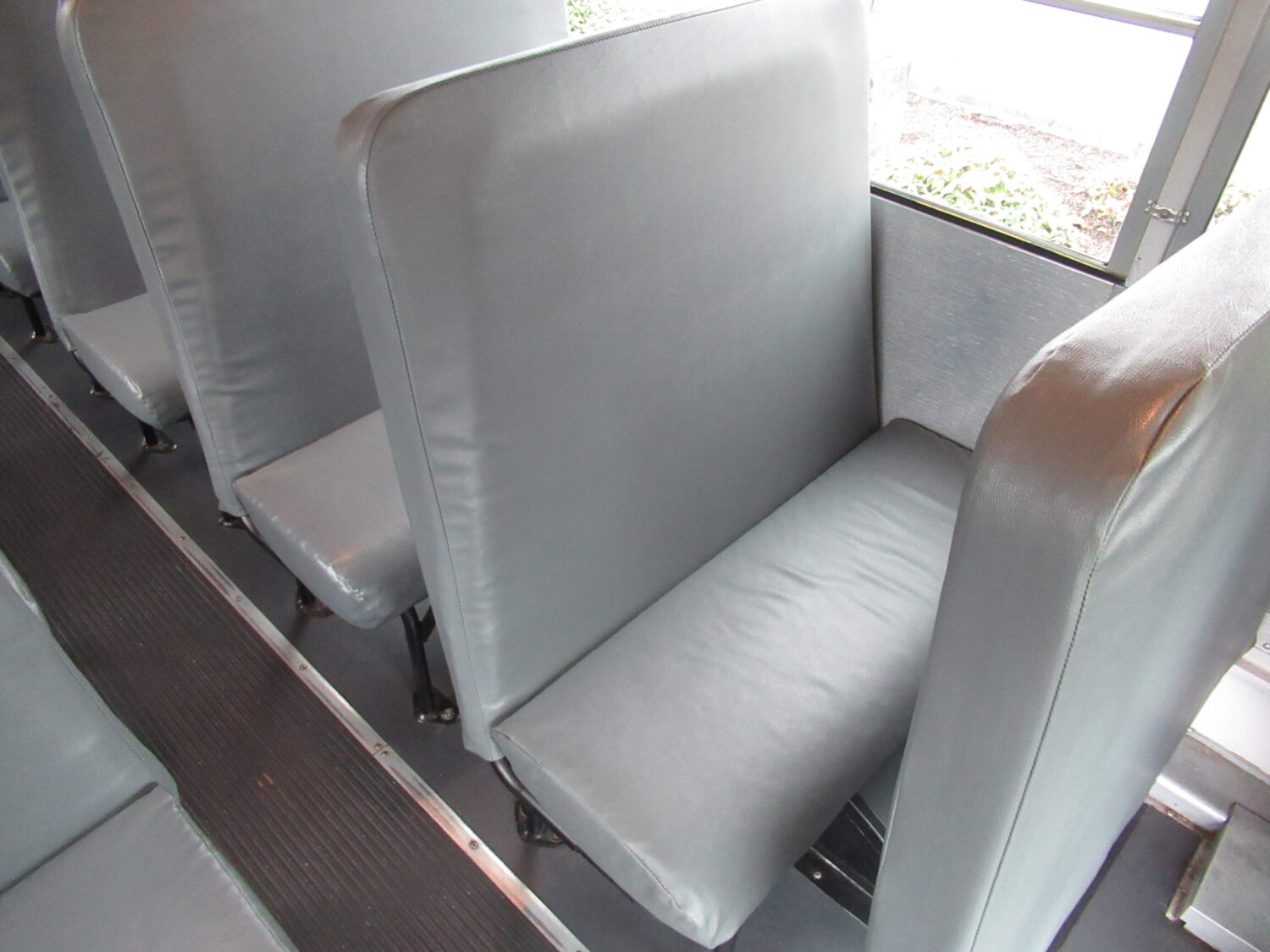 2011 Thomas Saf-T-Liner FE 78 Passenger School Bus - B31924 - Image 9