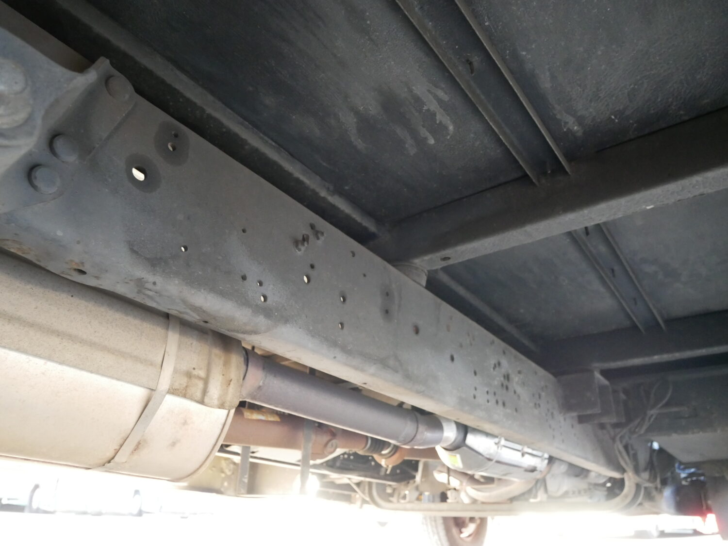 2016 Ford E-450 Starcraft Quest 30 Passenger School Bus - B32236 - Image 10