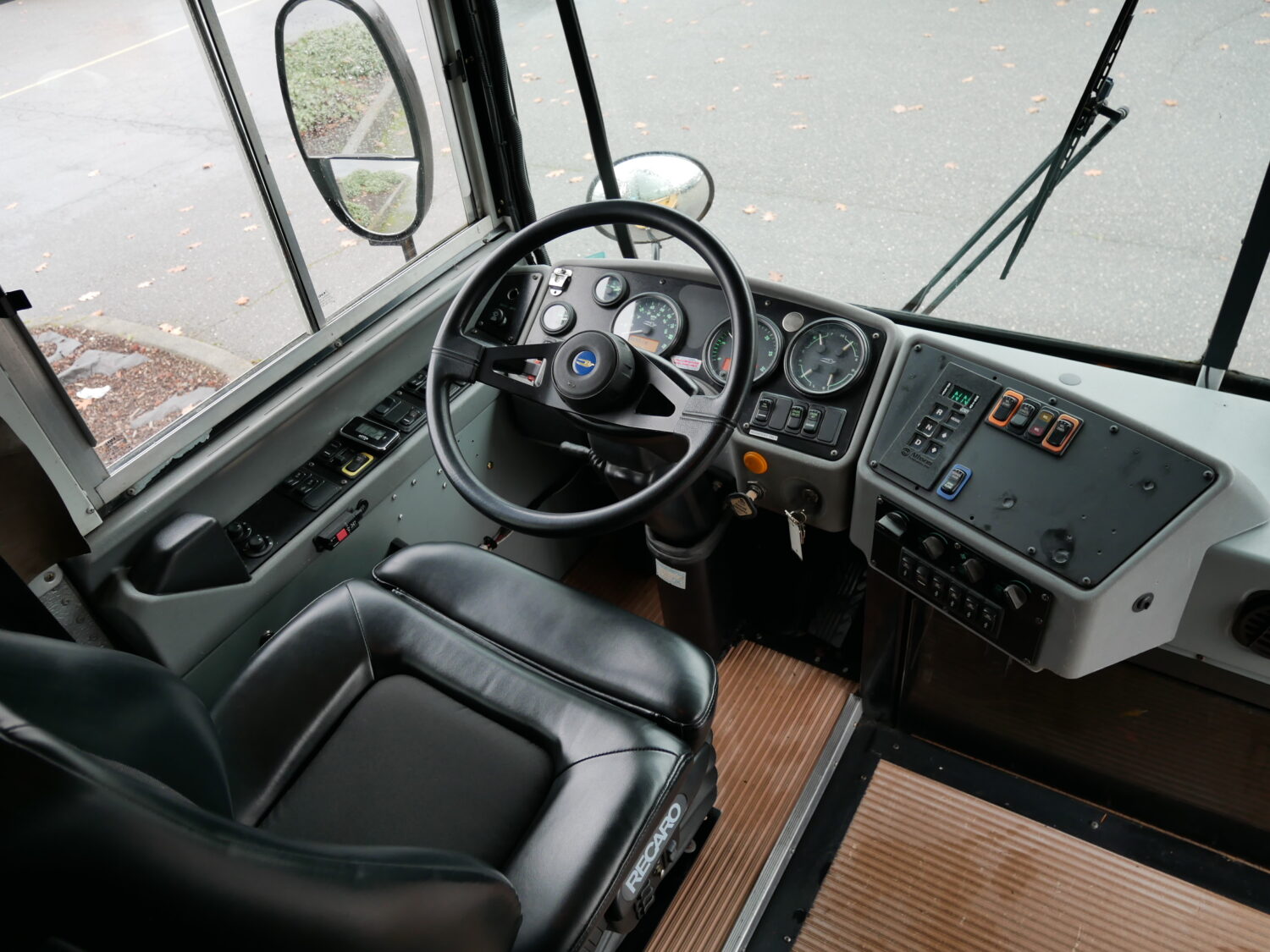 2010 Blue Bird All American 75 Passenger School Bus - B67053 - Image 5