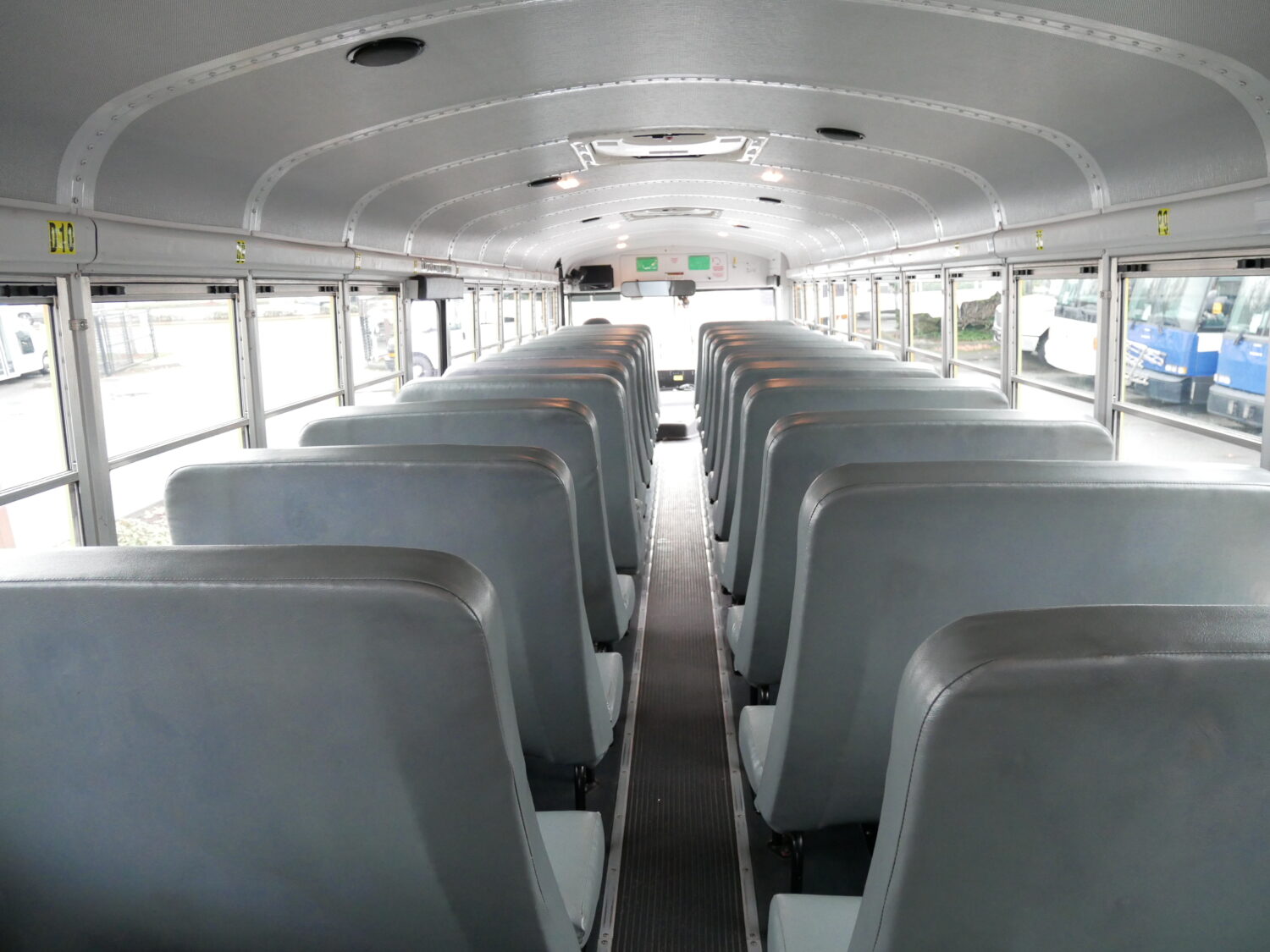 2011 Thomas Saf-T-Liner FE 78 Passenger School Bus - B31922 - Image 7