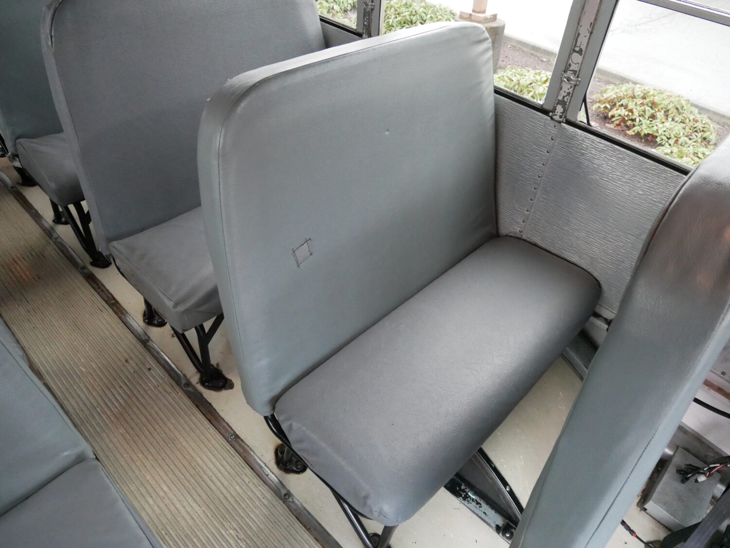 2004 Thomas Saf-T-Liner FE 78 Passenger School Bus - B34641 - Image 9