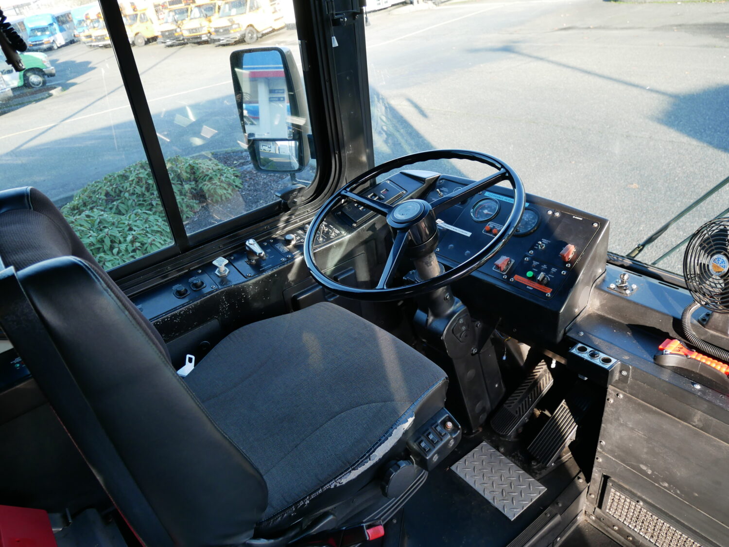 2003 Gillig Low Floor 39 Passenger ADA Transit Bus - T73726 - Image 5