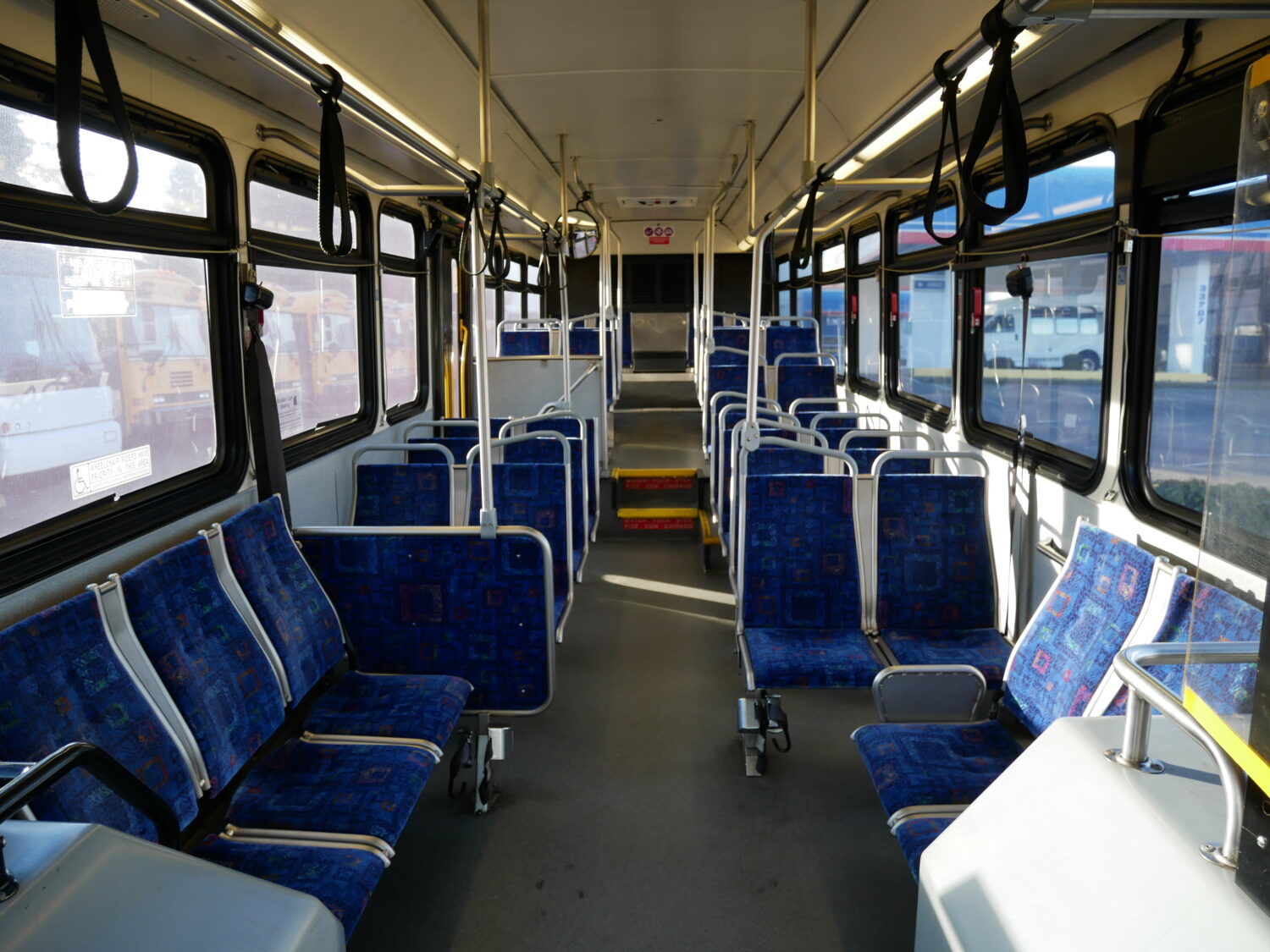 2003 Gillig Low Floor 39 Passenger ADA Transit Bus - T73726 - Image 6