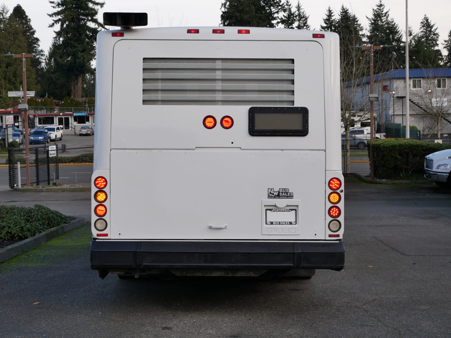 2003 Gillig Low Floor 39 Passenger ADA Transit Bus - T73710 - Image 11