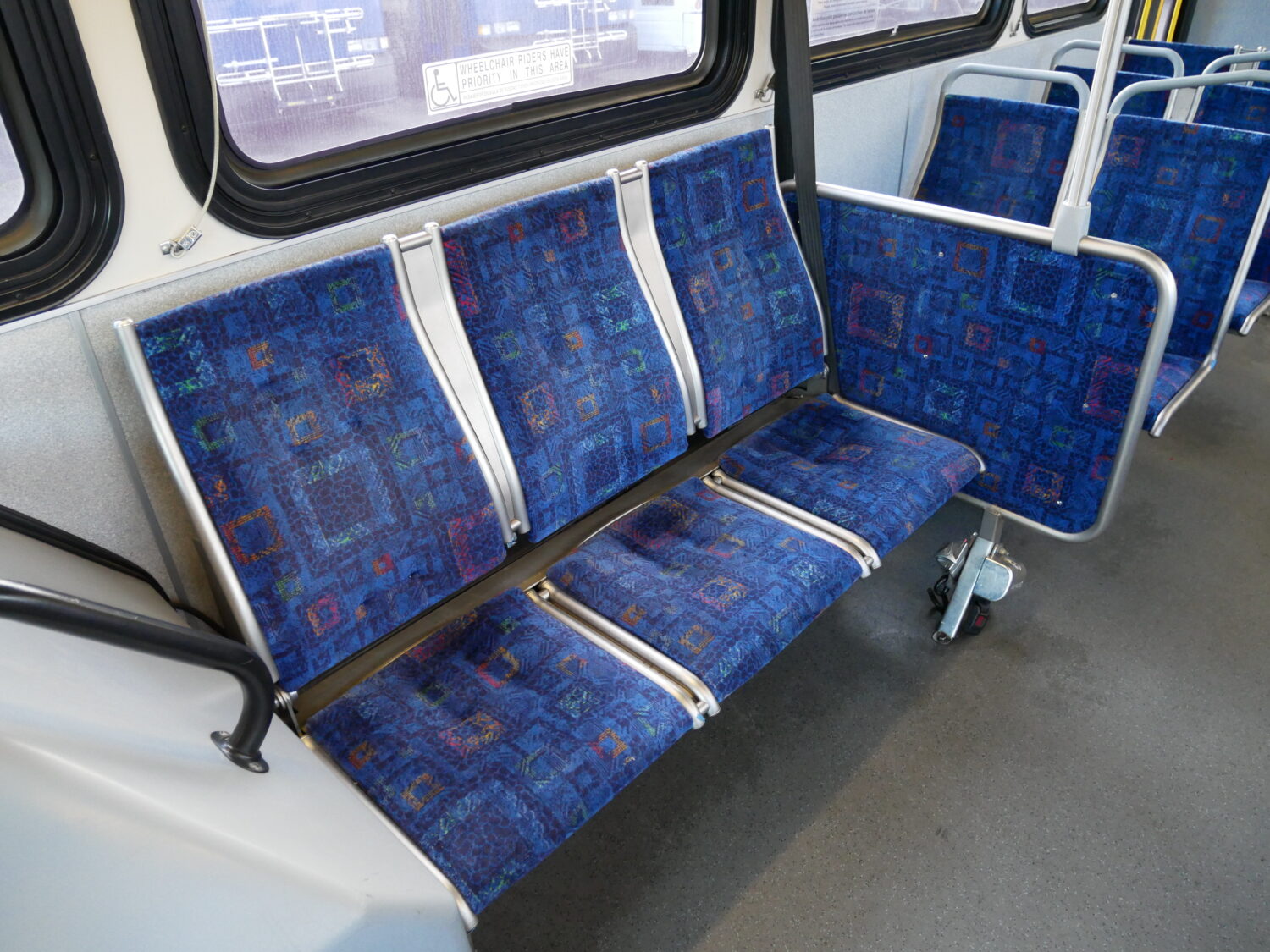 2003 Gillig Low Floor 39 Passenger ADA Transit Bus - T73710 - Image 9