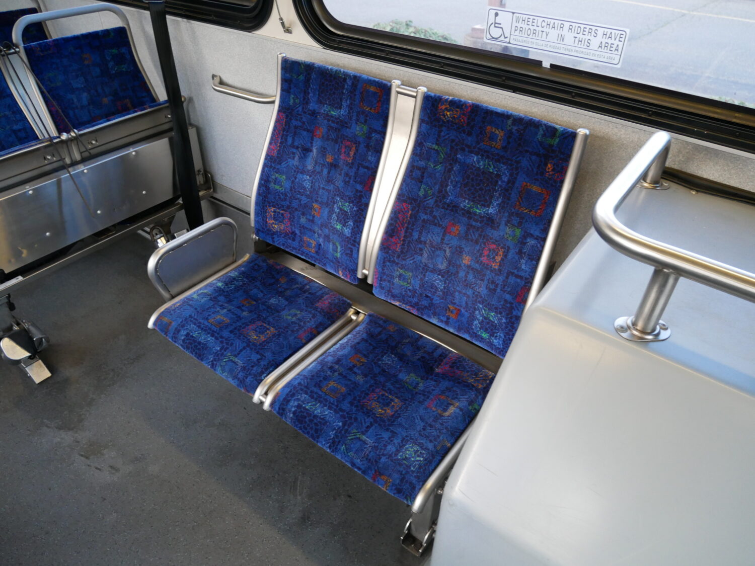 2003 Gillig Low Floor 39 Passenger ADA Transit Bus - T73710 - Image 10