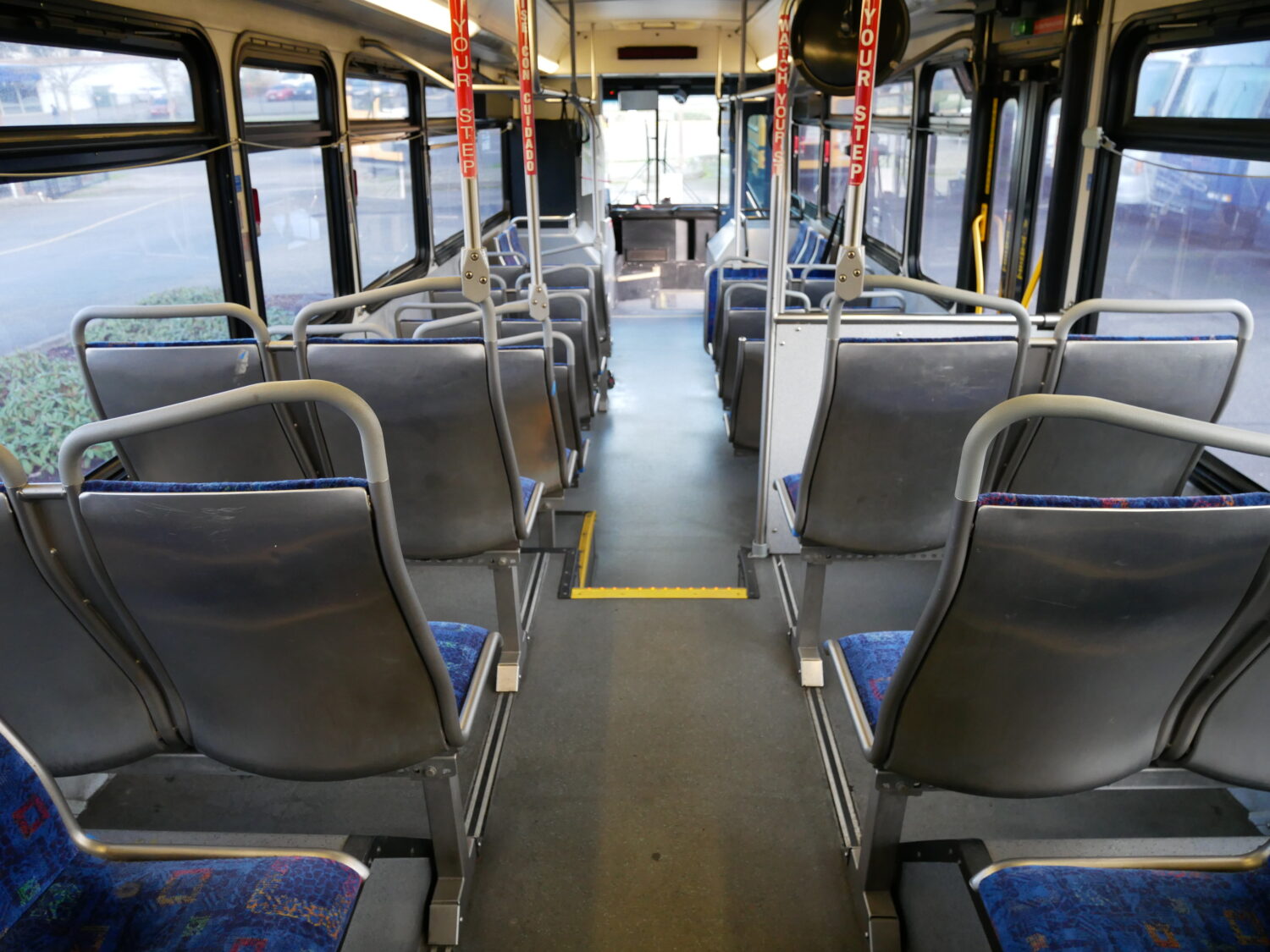 2003 Gillig Low Floor 39 Passenger ADA Transit Bus - T73710 - Image 8