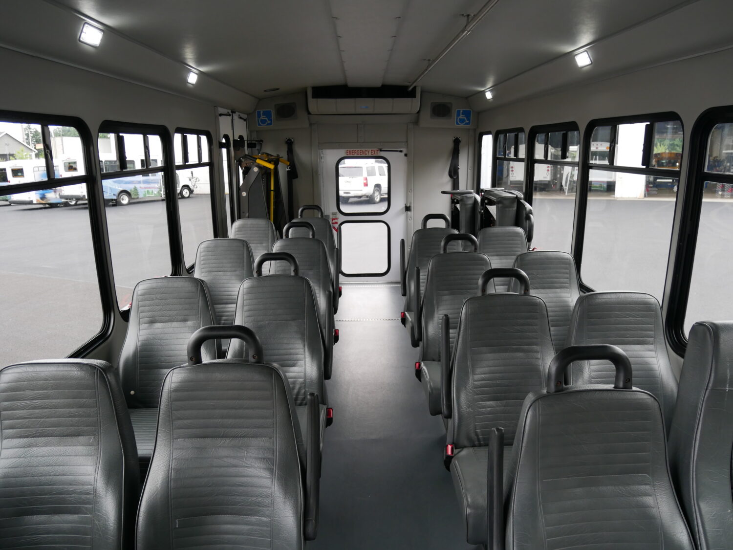 2018 Ford Starcraft Allstar 20 Passenger ADA Shuttle Bus - S07659 - Image 6