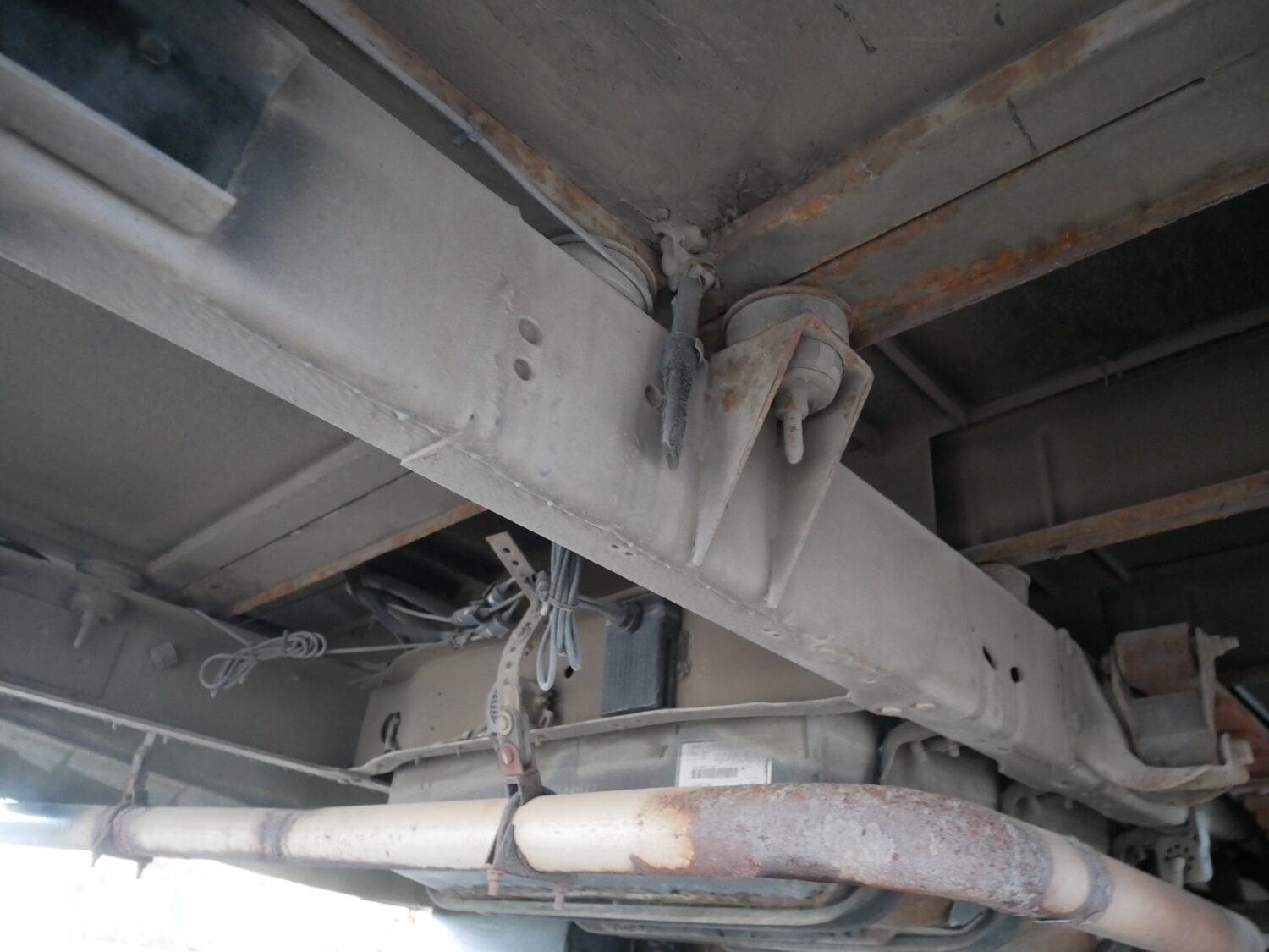 2008 Turtle Top Odyssey 4x4 21 Passenger + Rear Luggage Shuttle Bus - S05711 - Image 10