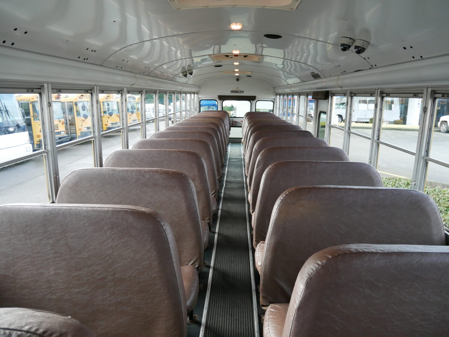 2004 Blue Bird All American 84 Passenger School Bus - B16137 - Image 6