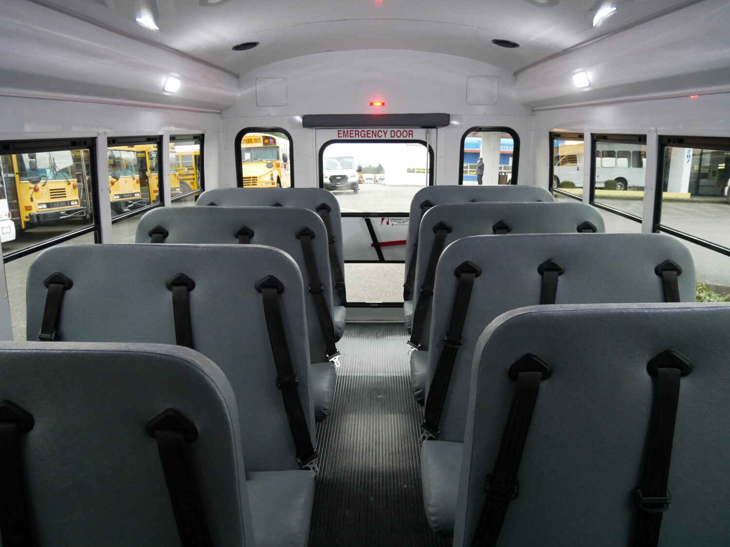 2016 Chevrolet Starcraft Quest 24 Passenger School Bus - B26654 - Image 6