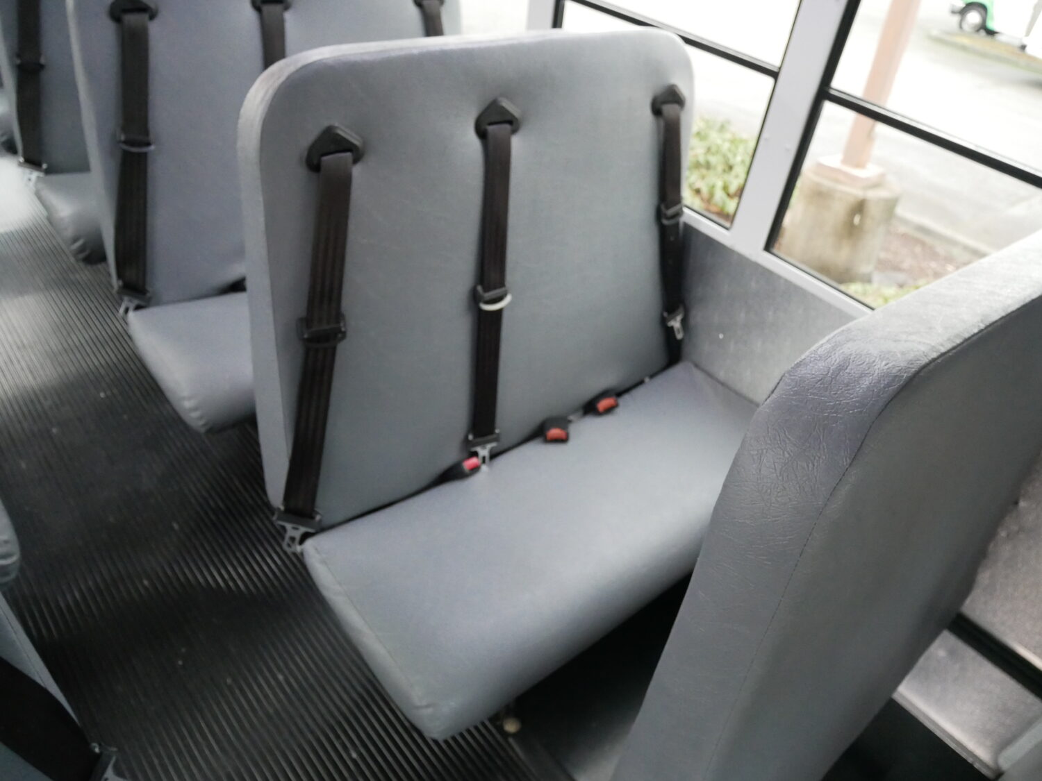 2016 Chevrolet Starcraft Quest 24 Passenger School Bus - B26654 - Image 9