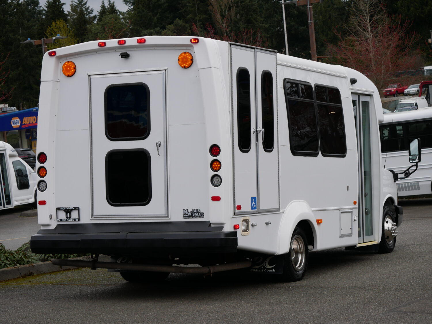 2016 Chevrolet Elkhart ECII 14 Passenger ADA Shuttle Bus - S17089 - Image 3