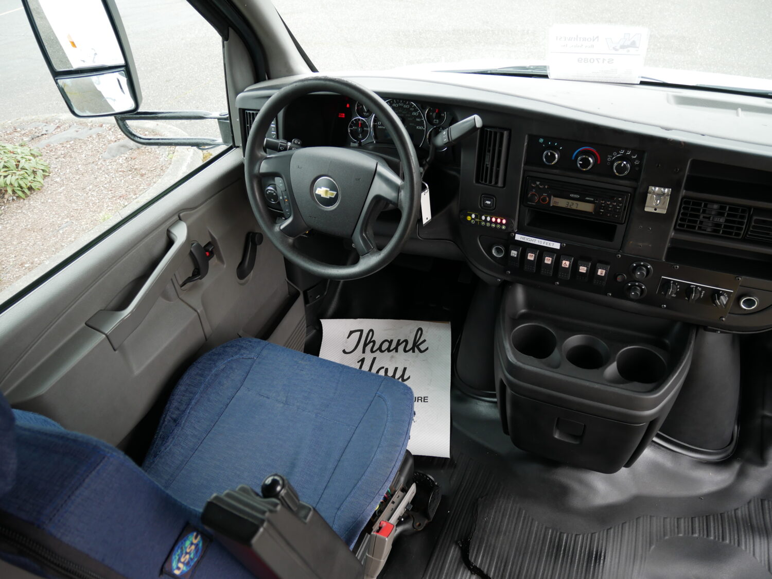 2016 Chevrolet Elkhart ECII 14 Passenger ADA Shuttle Bus - S17089 - Image 5