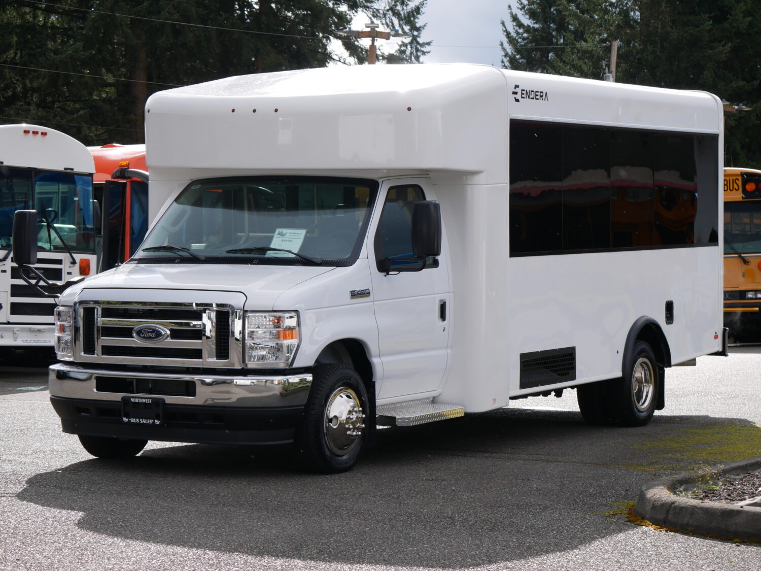 2024 Ford Endera 14 Passenger + Rear Luggage Shuttle Bus - S44164 - Image 2