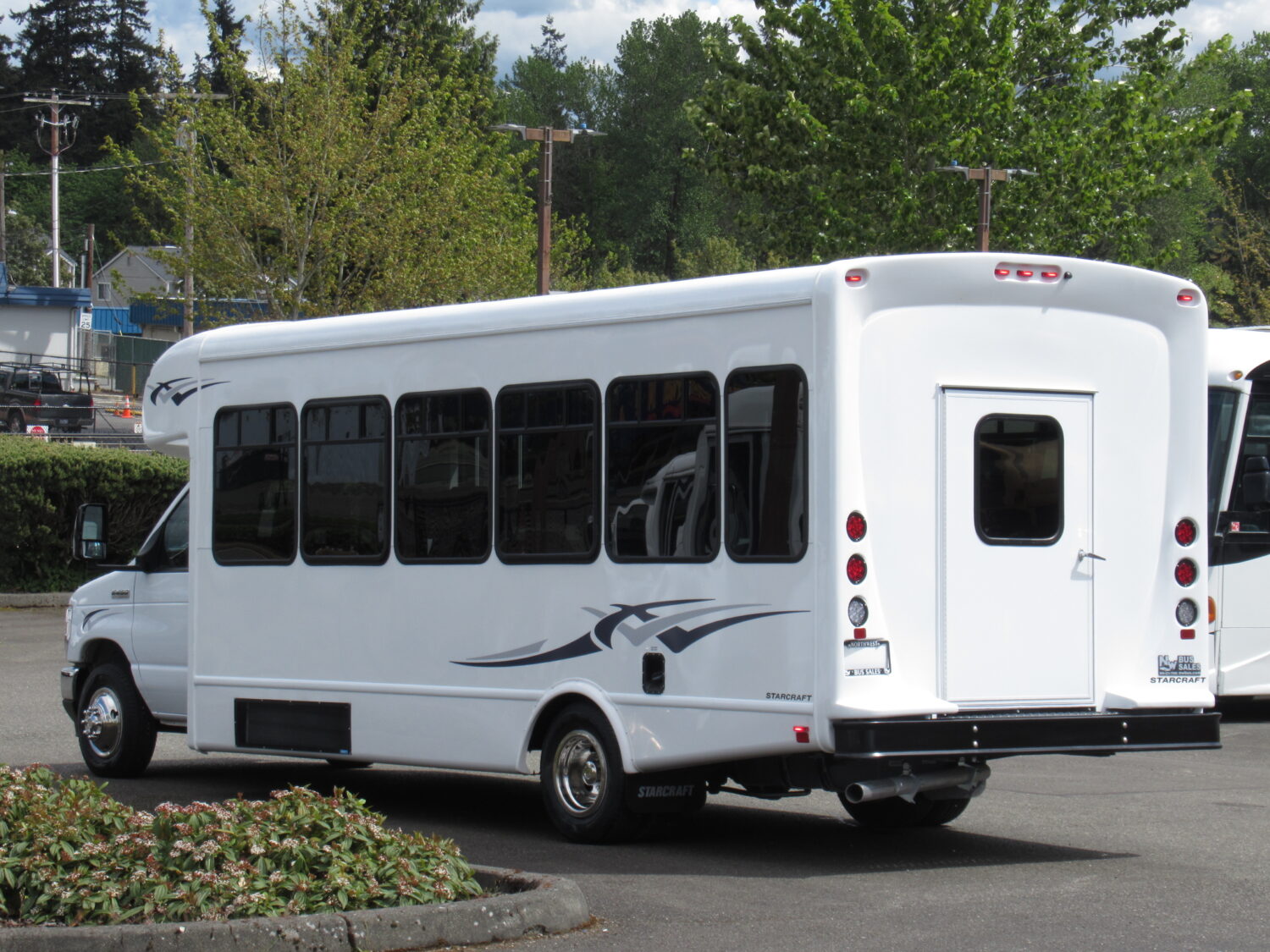 2025 Ford Starcraft MVP 29 Passenger Shuttle Bus - S25126 - Image 4