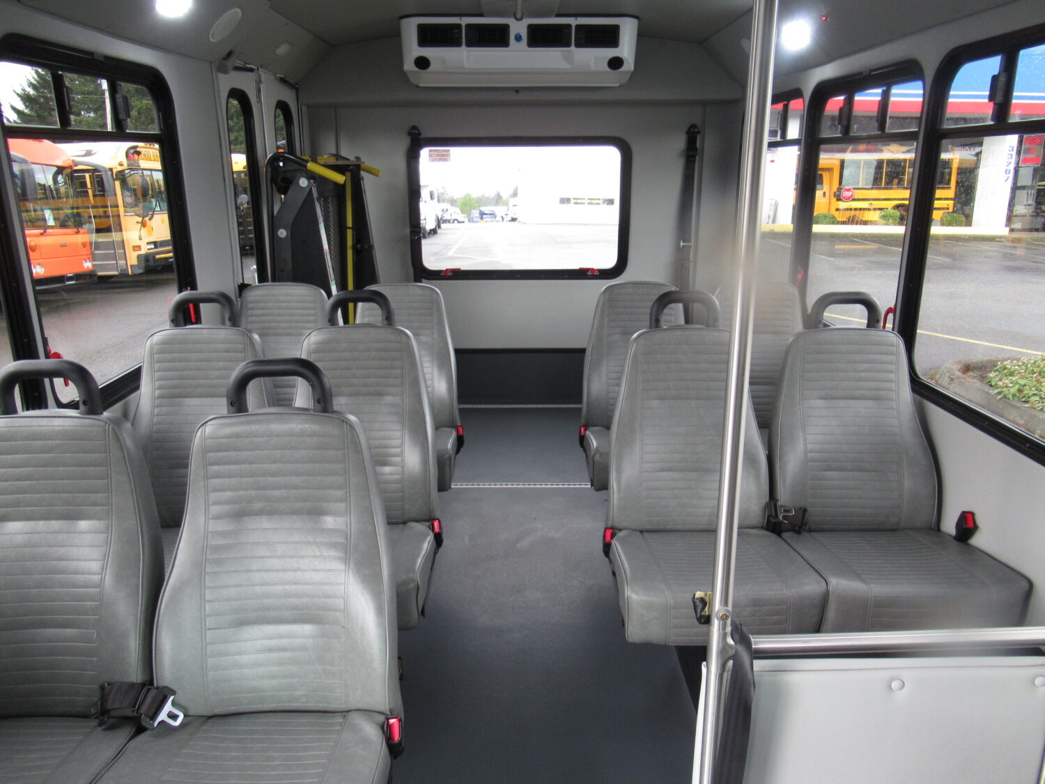 2016 Ford Goshen 10 Passenger & 2 Wheelchair Shuttle Bus - S07194 - Image 5