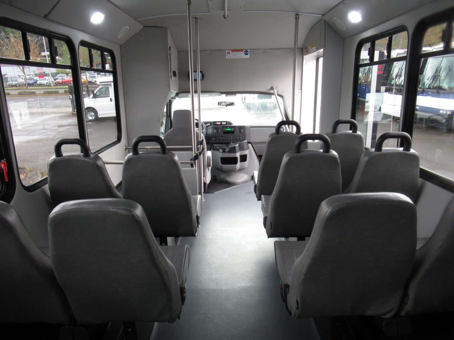 2016 Ford Goshen 10 Passenger & 2 Wheelchair Shuttle Bus - S07194 - Image 6