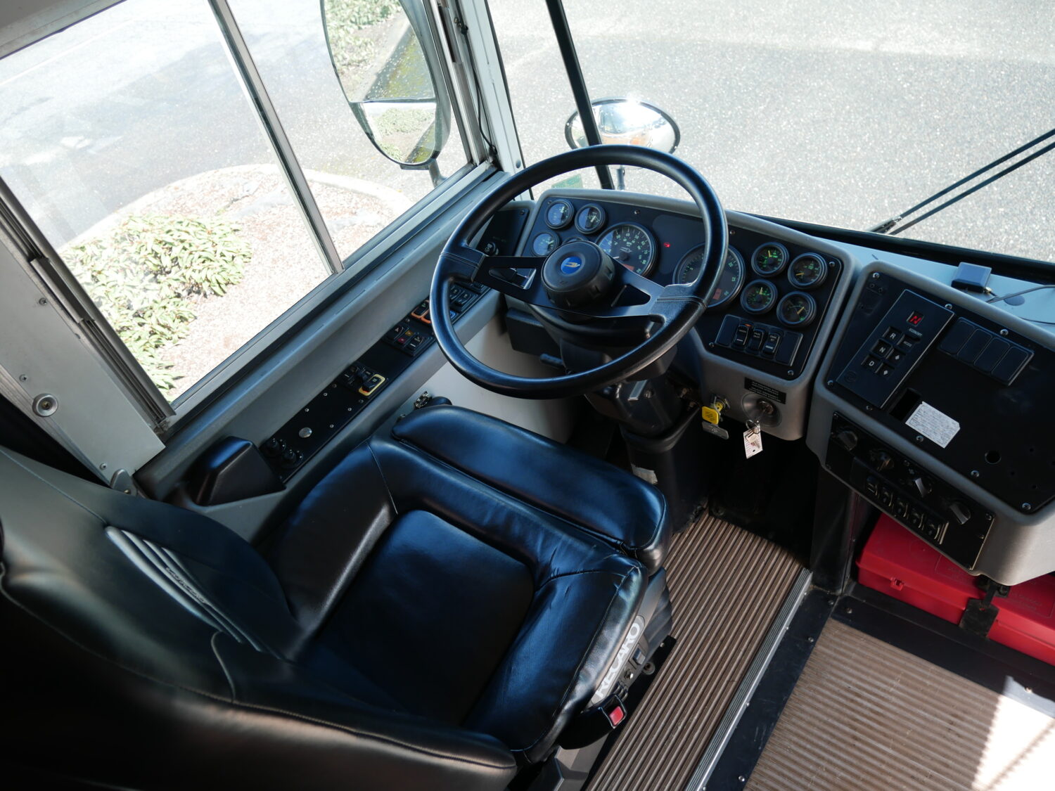 2006 Blue Bird All American 84 Passenger School Bus - B37297 - Image 5