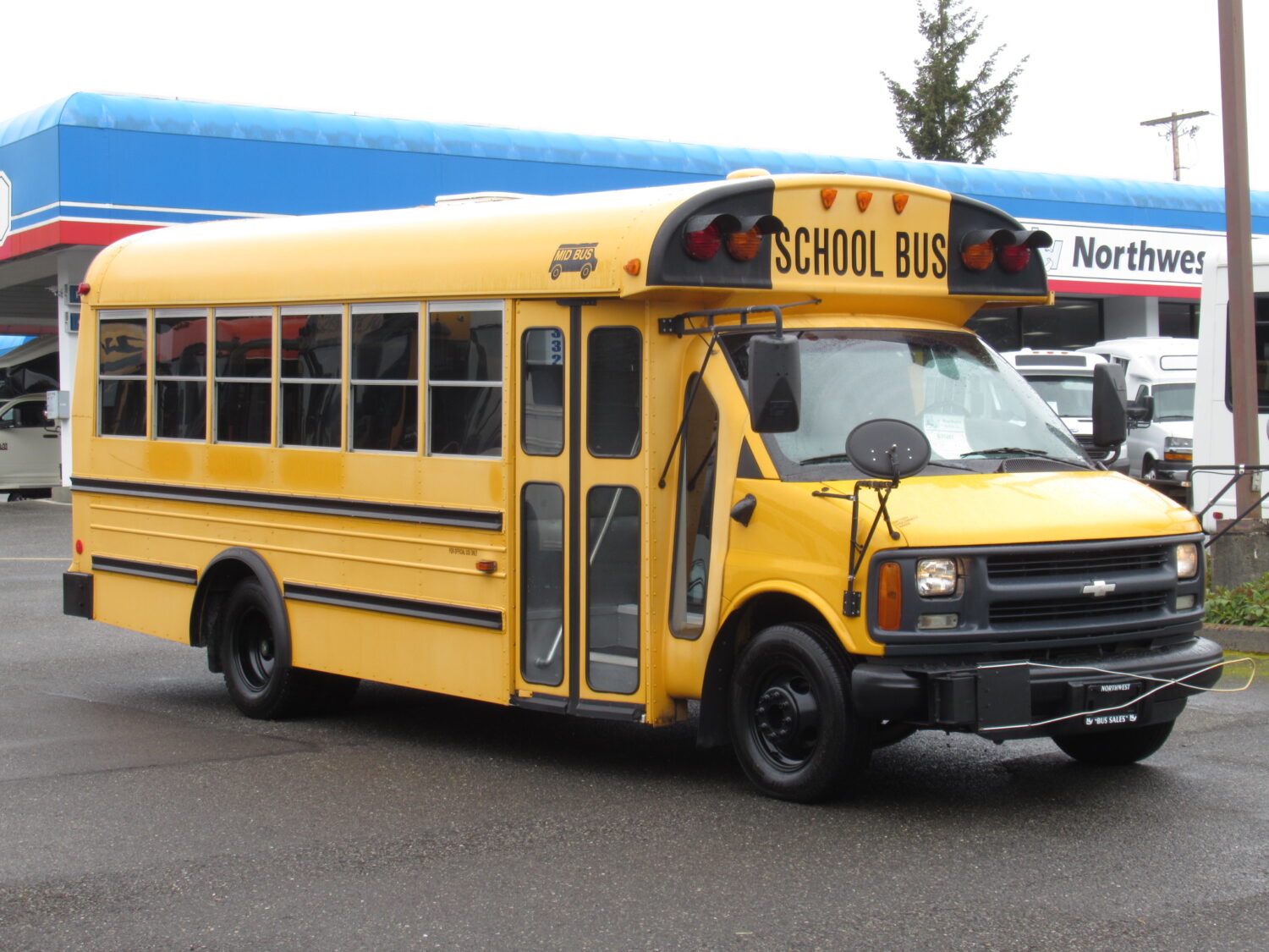 2002 Chevrolet Mid Bus 20 Passenger School Bus - B25287