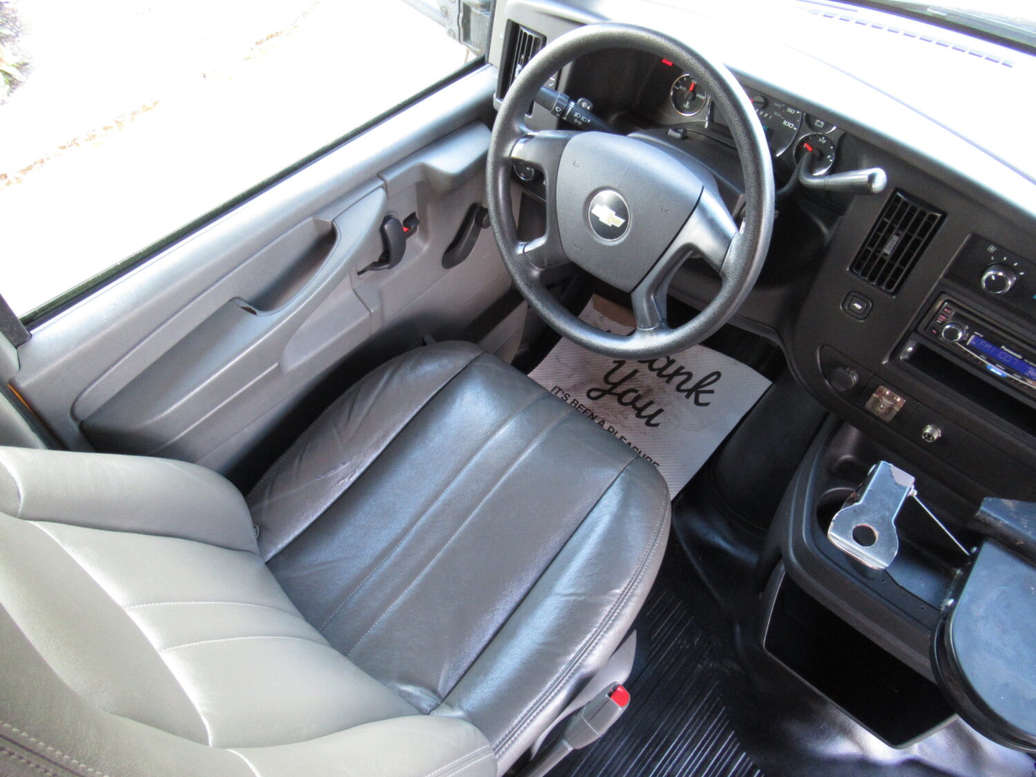 2009 Chevrolet Thomas 12 Passenger + 1 Wheelchair School Bus - B55293 - Image 9