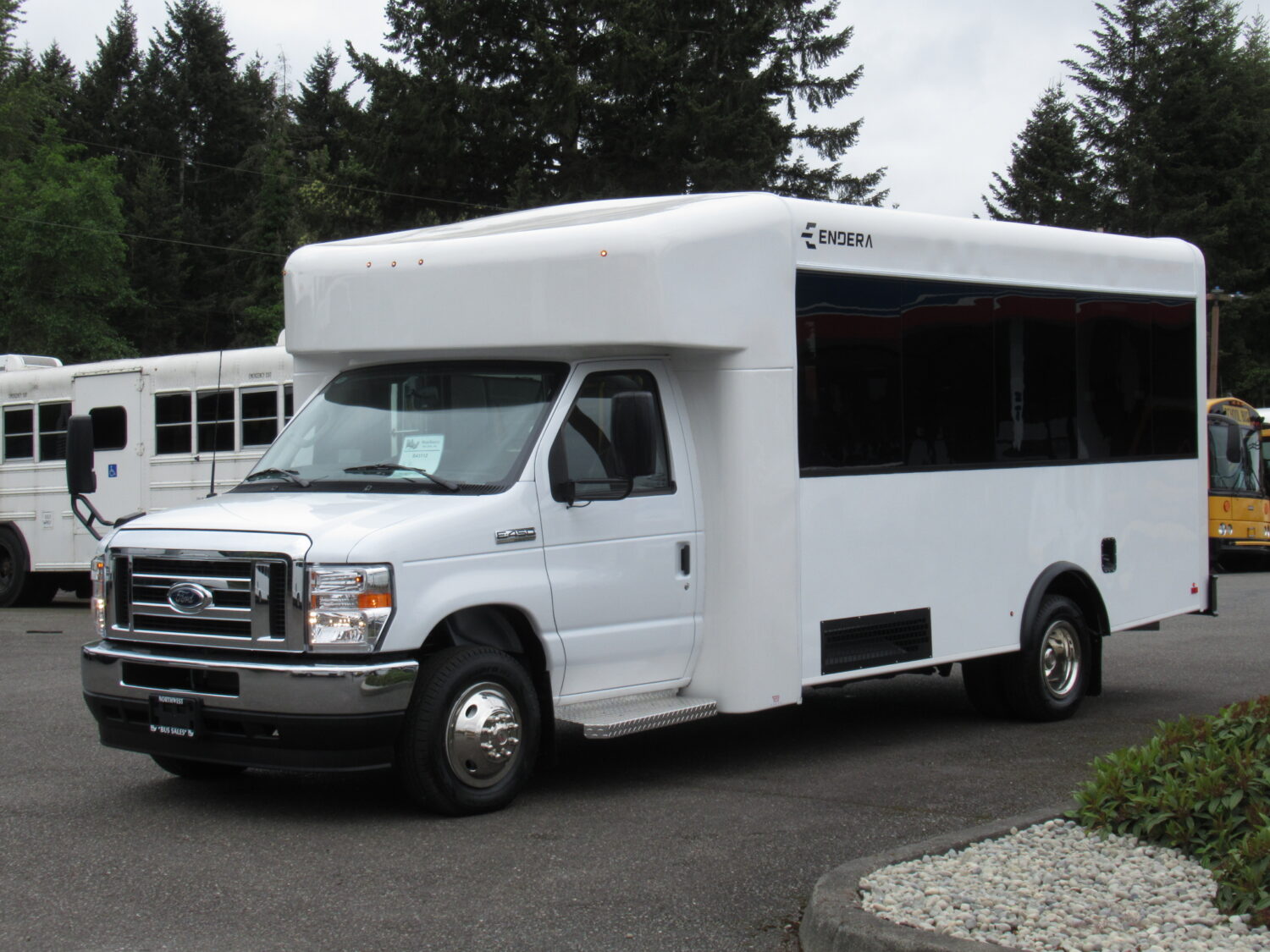 2024 Ford Endera 14 Passenger w/Rear Luggage - S43112 - Image 2