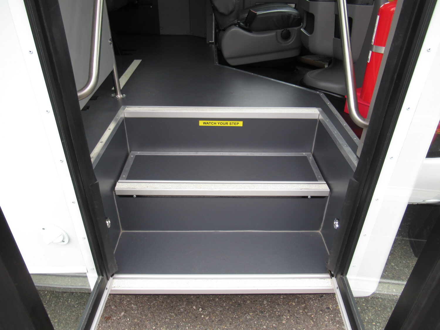 2024 Ford Endera 14 Passenger w/Rear Luggage - S43112 - Image 11